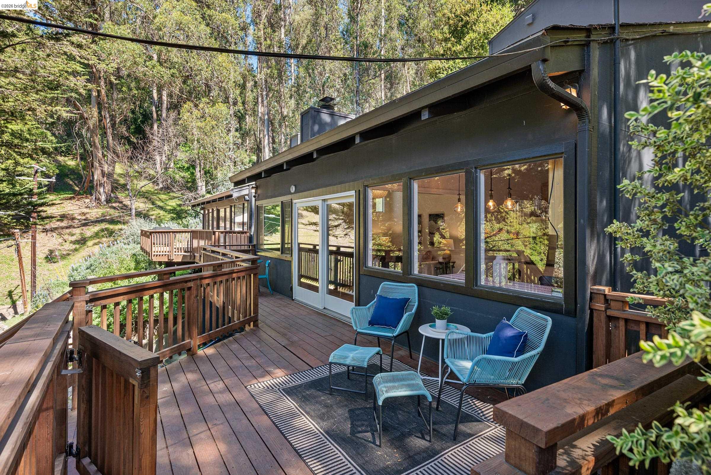 Detail Gallery Image 4 of 58 For 6600 Heather Ridge Way, Oakland,  CA 94611 - 3 Beds | 3 Baths