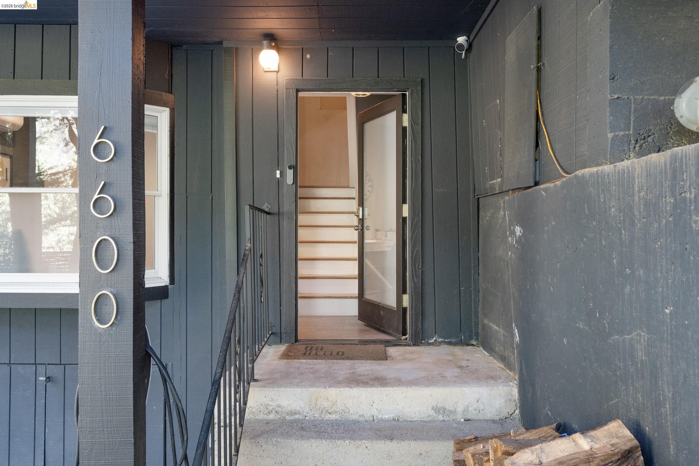 Detail Gallery Image 39 of 58 For 6600 Heather Ridge Way, Oakland,  CA 94611 - 3 Beds | 3 Baths