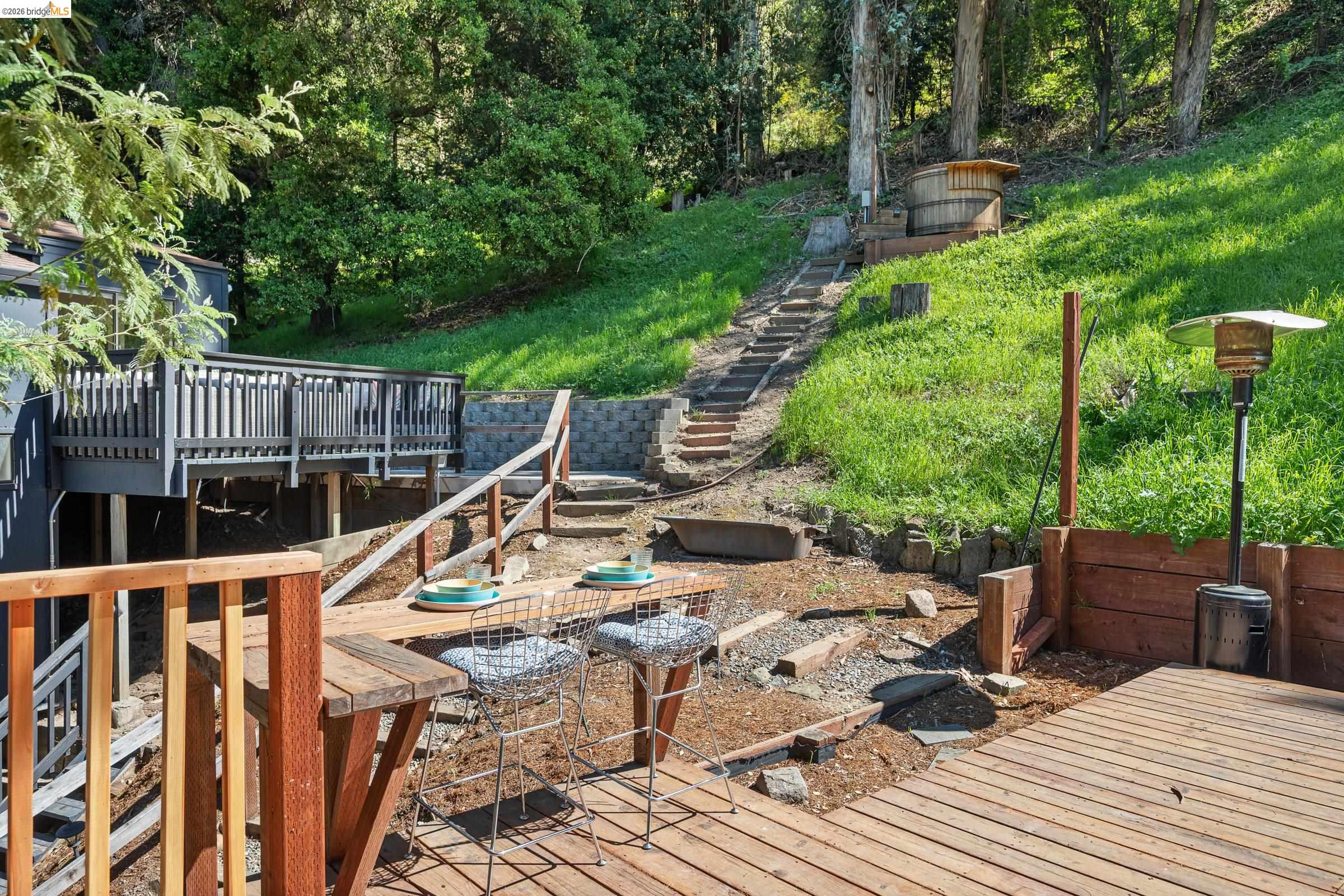 Detail Gallery Image 50 of 58 For 6600 Heather Ridge Way, Oakland,  CA 94611 - 3 Beds | 3 Baths