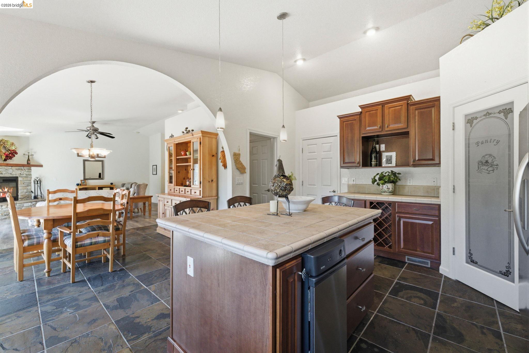 Detail Gallery Image 21 of 57 For 20024 Lower Skyridge Dr, Groveland,  CA 95321 - 3 Beds | 2/1 Baths