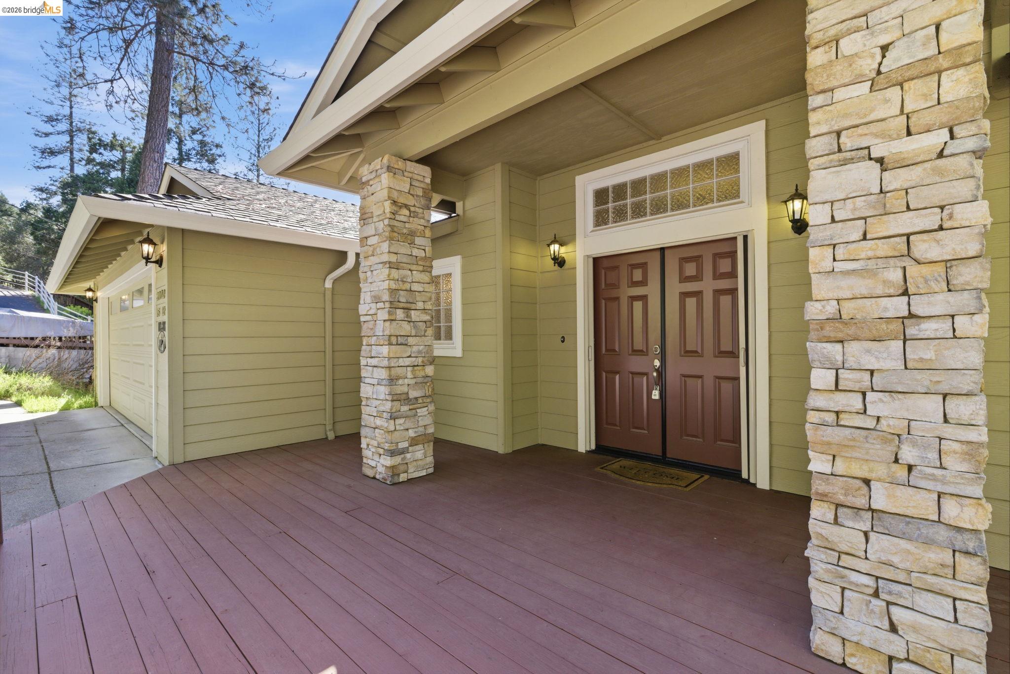 Detail Gallery Image 4 of 57 For 20024 Lower Skyridge Dr, Groveland,  CA 95321 - 3 Beds | 2/1 Baths