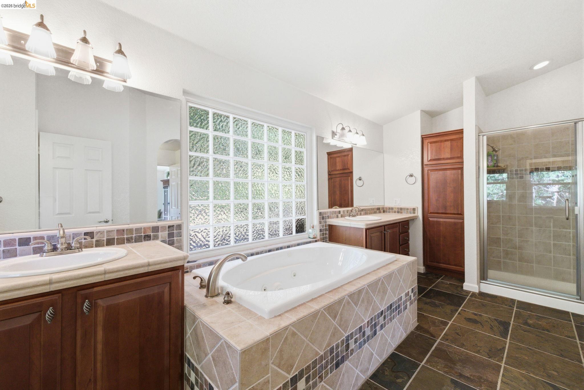 Detail Gallery Image 29 of 57 For 20024 Lower Skyridge Dr, Groveland,  CA 95321 - 3 Beds | 2/1 Baths