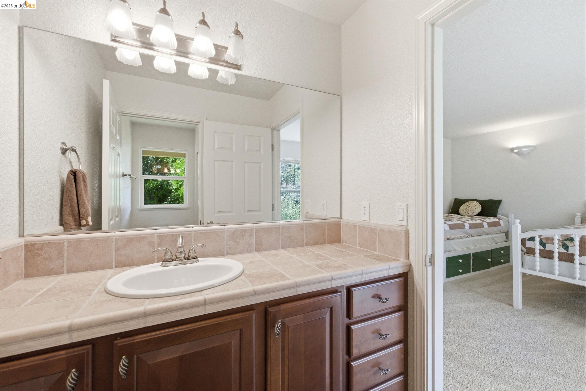 Detail Gallery Image 37 of 57 For 20024 Lower Skyridge Dr, Groveland,  CA 95321 - 3 Beds | 2/1 Baths