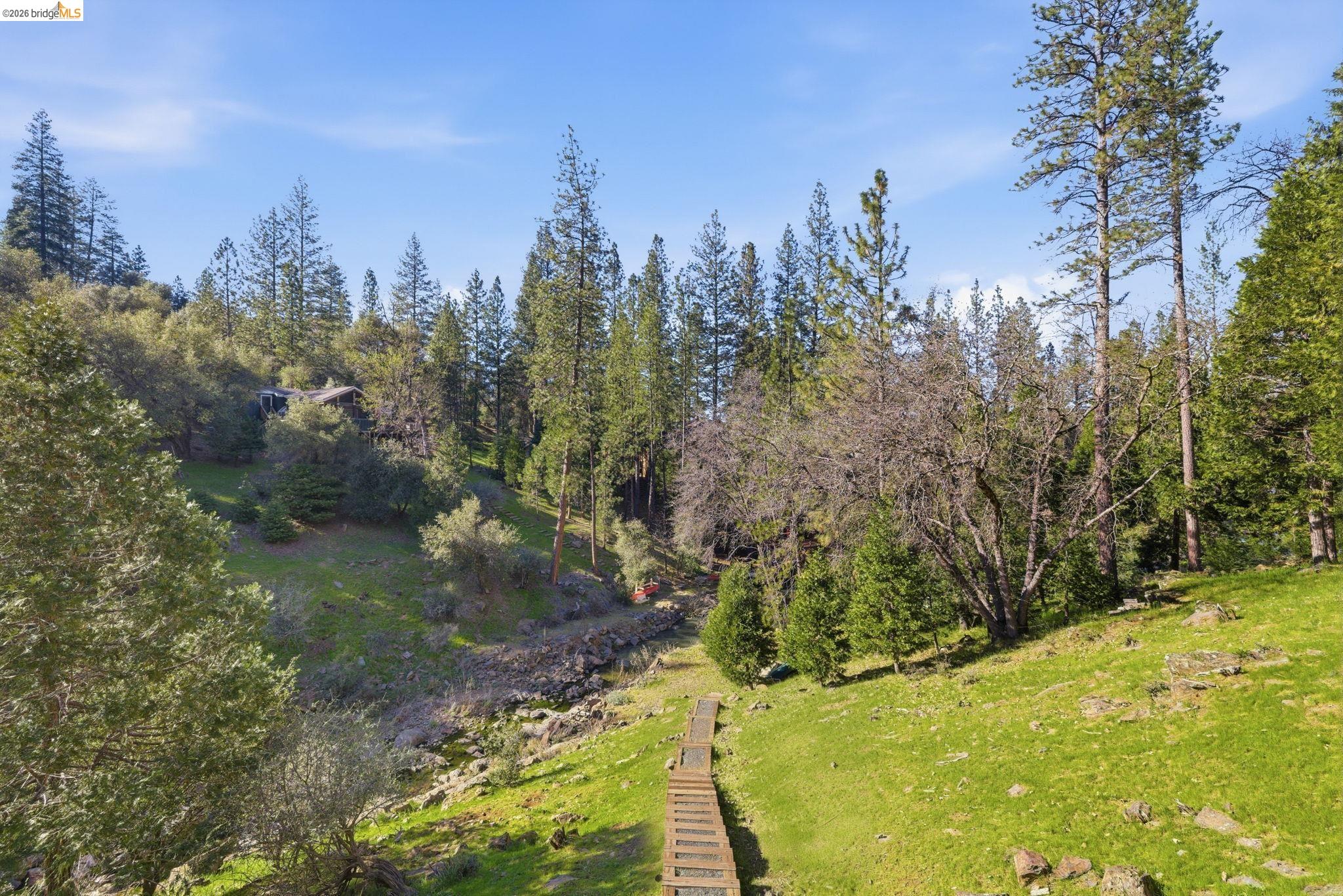Detail Gallery Image 48 of 57 For 20024 Lower Skyridge Dr, Groveland,  CA 95321 - 3 Beds | 2/1 Baths
