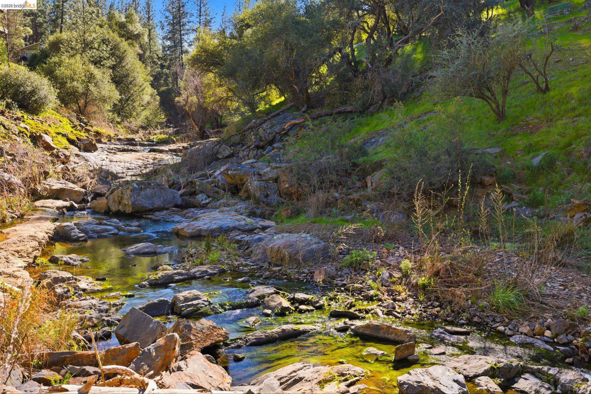 Detail Gallery Image 49 of 57 For 20024 Lower Skyridge Dr, Groveland,  CA 95321 - 3 Beds | 2/1 Baths