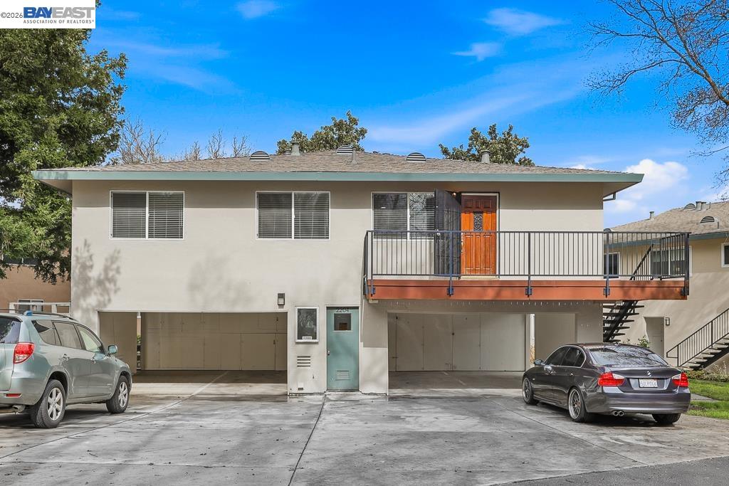 Detail Gallery Image 2 of 10 For 2204 Segundo Ct #4,  Pleasanton,  CA 94588 - 2 Beds | 1 Baths