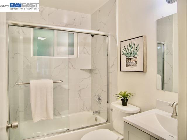Detail Gallery Image 4 of 10 For 2204 Segundo Ct #4,  Pleasanton,  CA 94588 - 2 Beds | 1 Baths