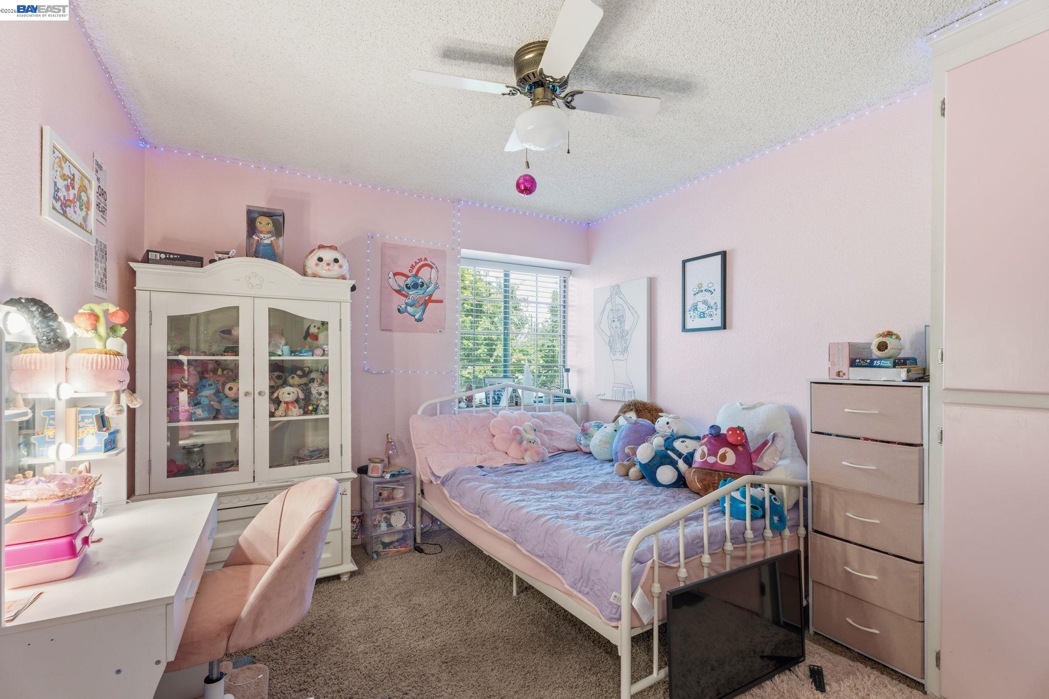 Detail Gallery Image 29 of 48 For 6424 N Vagedes, Fresno,  CA 93711 - 3 Beds | 3/1 Baths