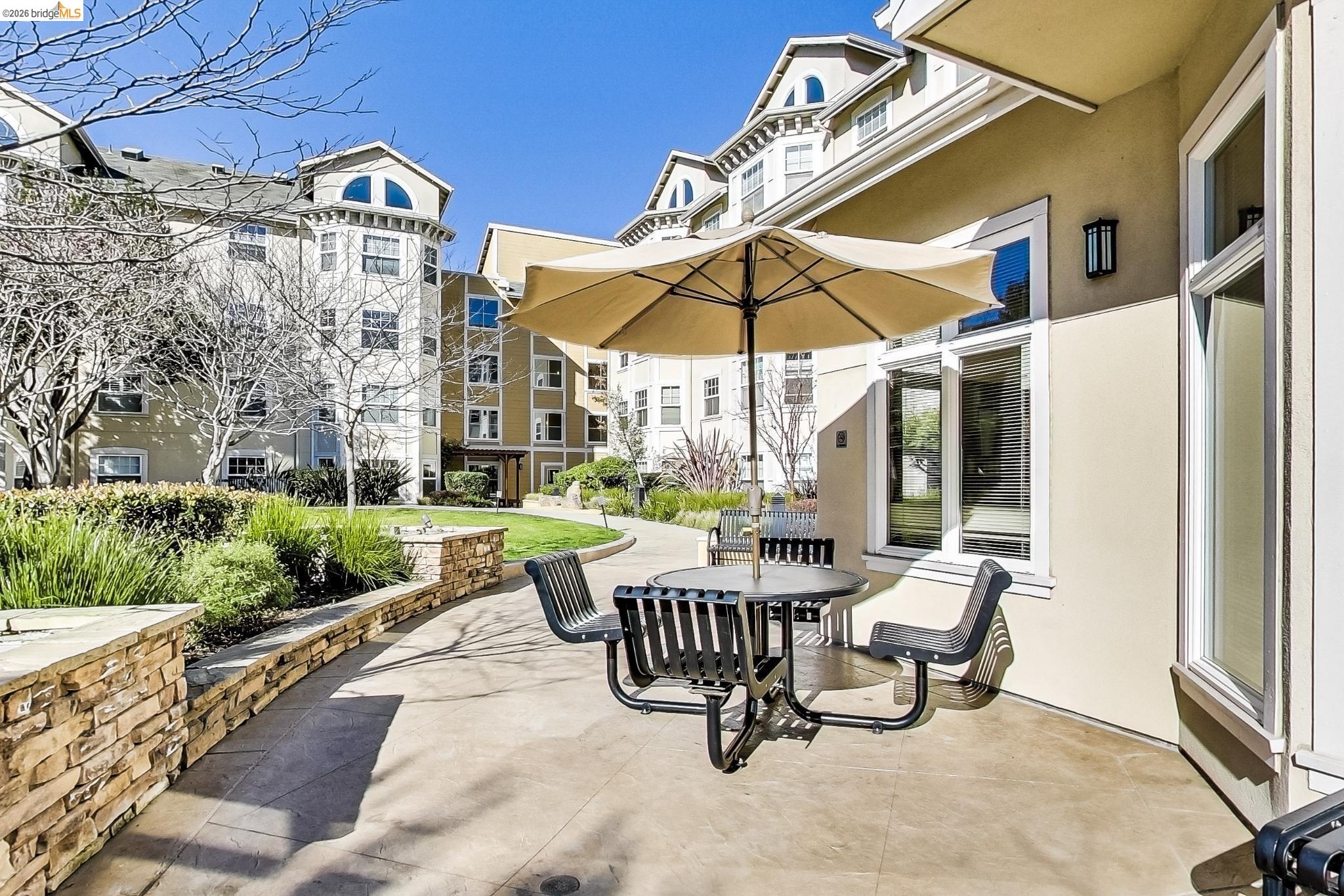 Detail Gallery Image 31 of 34 For 555 10th St #312,  Oakland,  CA 94607 - 2 Beds | 2 Baths