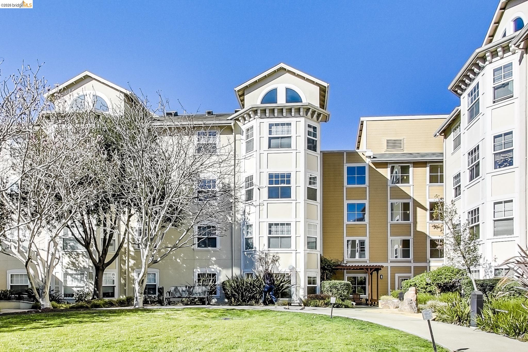 Detail Gallery Image 33 of 34 For 555 10th St #312,  Oakland,  CA 94607 - 2 Beds | 2 Baths