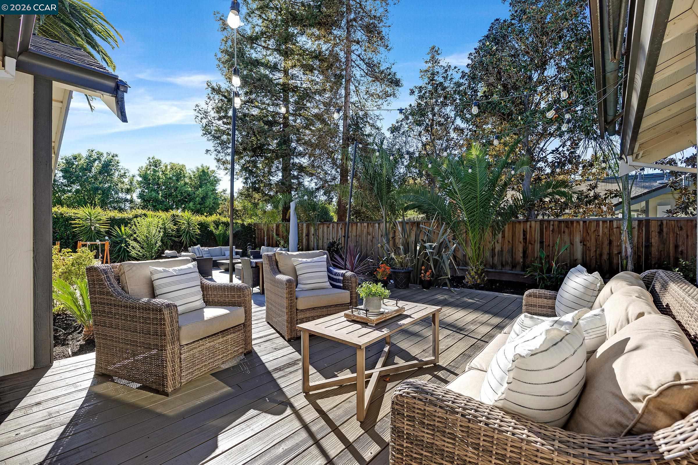 Detail Gallery Image 32 of 50 For 5011 Erica Way, Livermore,  CA 94550 - 3 Beds | 3 Baths