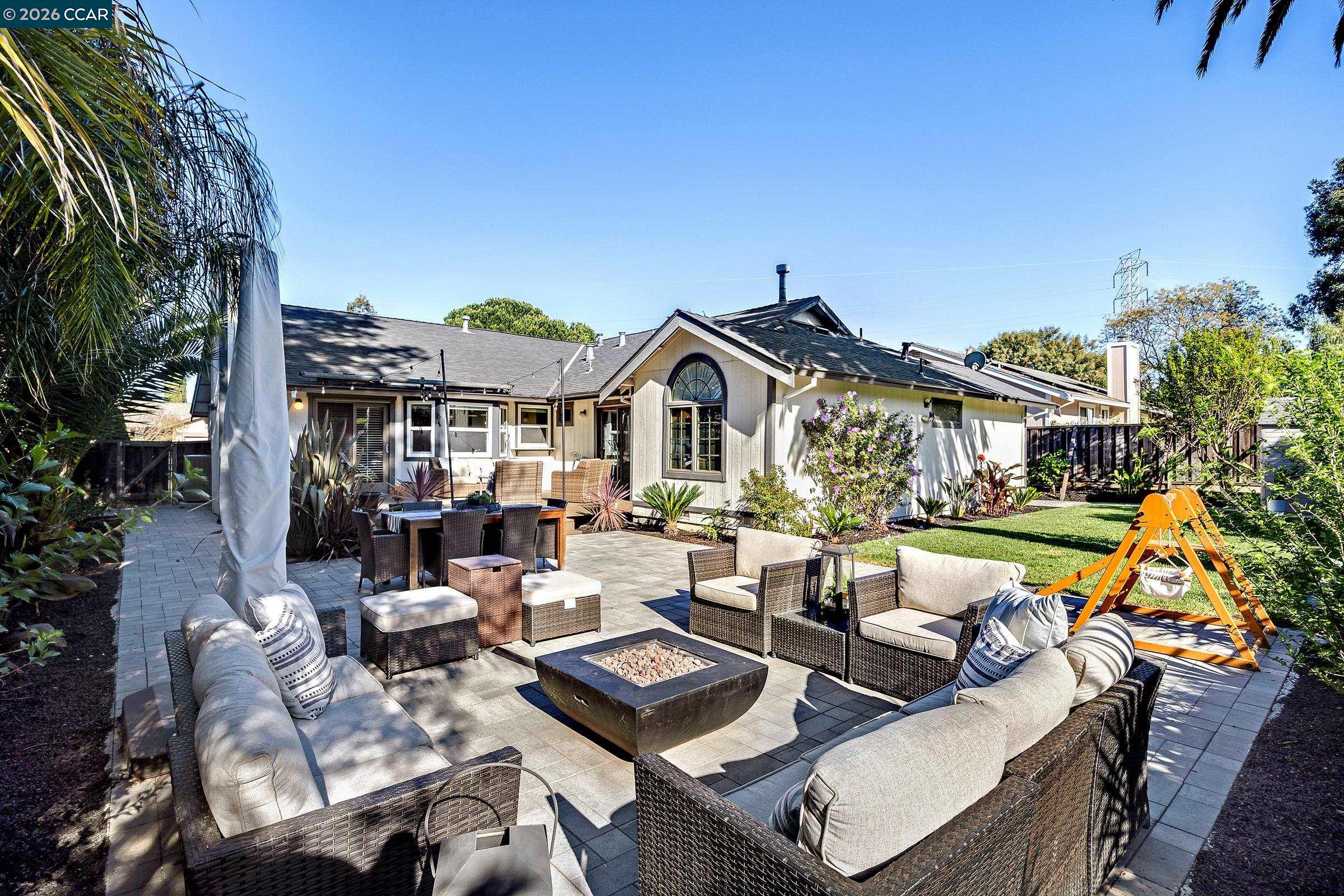 Detail Gallery Image 34 of 50 For 5011 Erica Way, Livermore,  CA 94550 - 3 Beds | 3 Baths