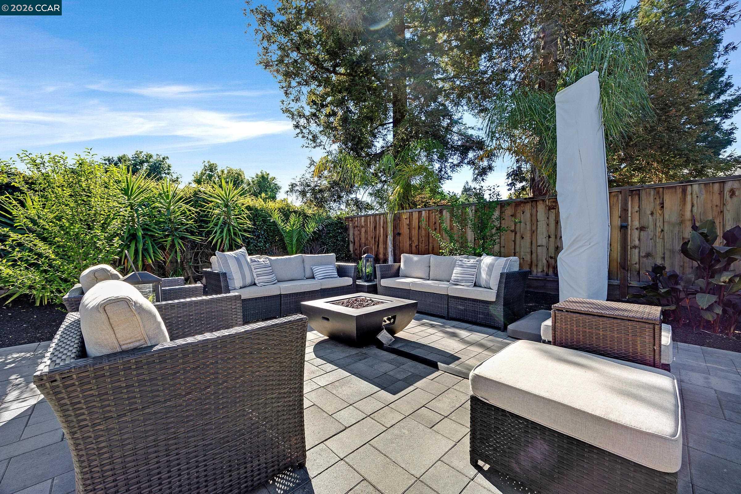 Detail Gallery Image 36 of 50 For 5011 Erica Way, Livermore,  CA 94550 - 3 Beds | 3 Baths