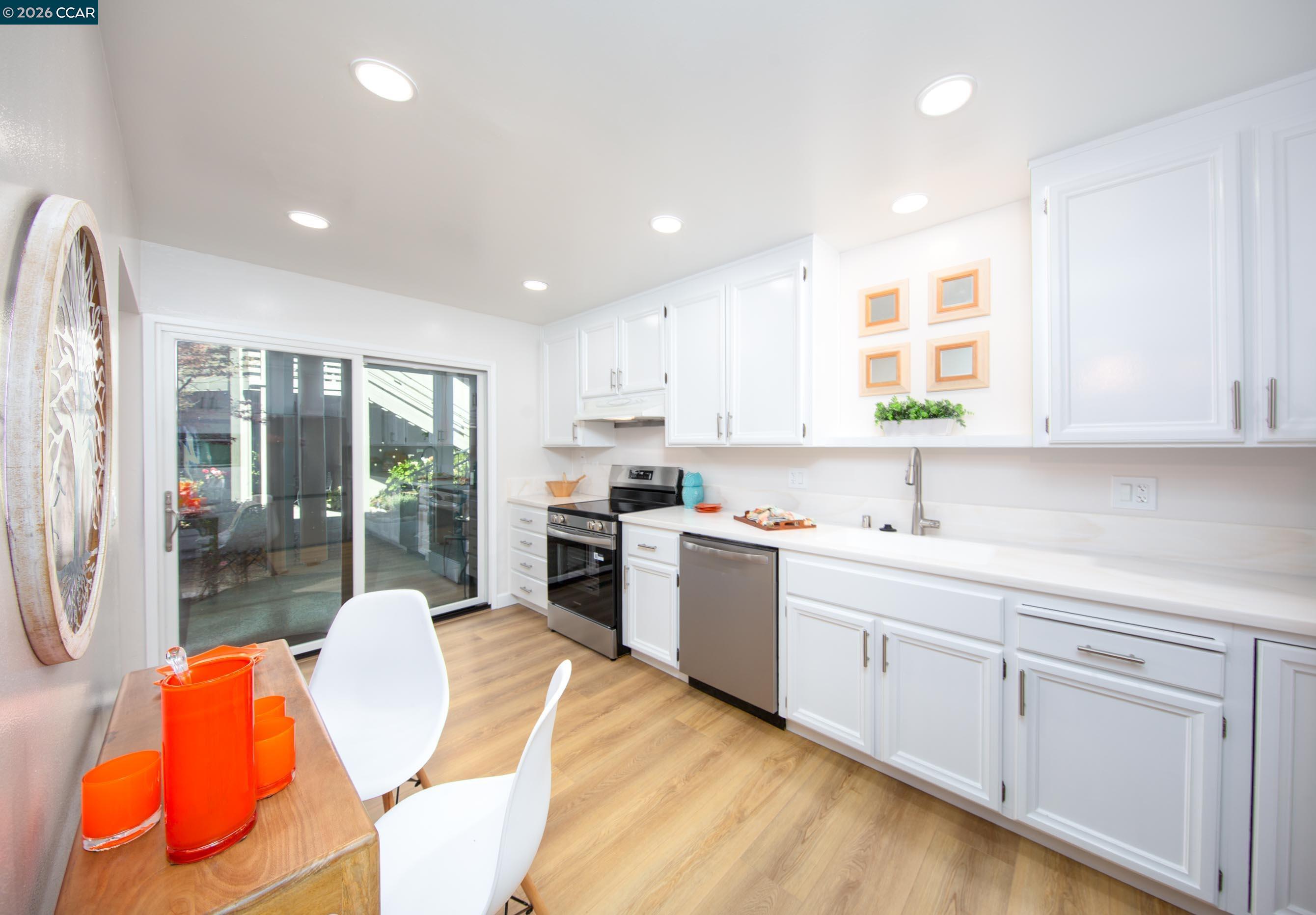 Photo #13: 41128017 Listing: Photo #13