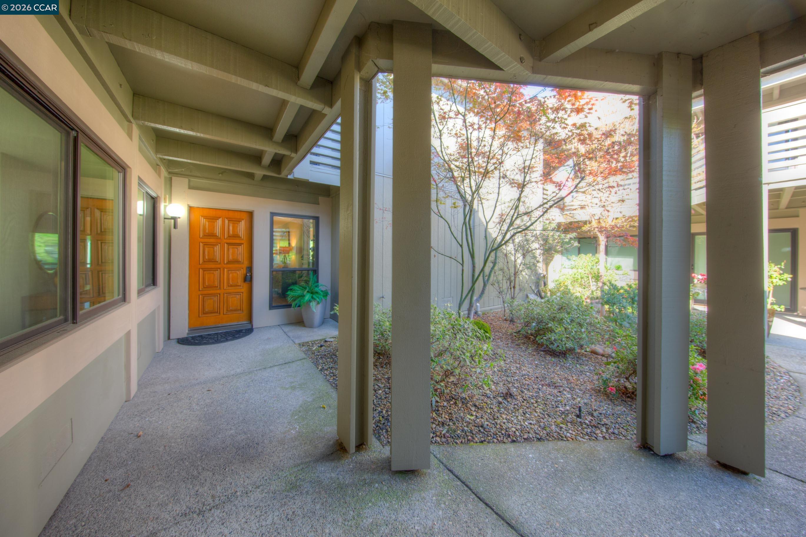 Photo #3: 41128017 Listing: Photo #3