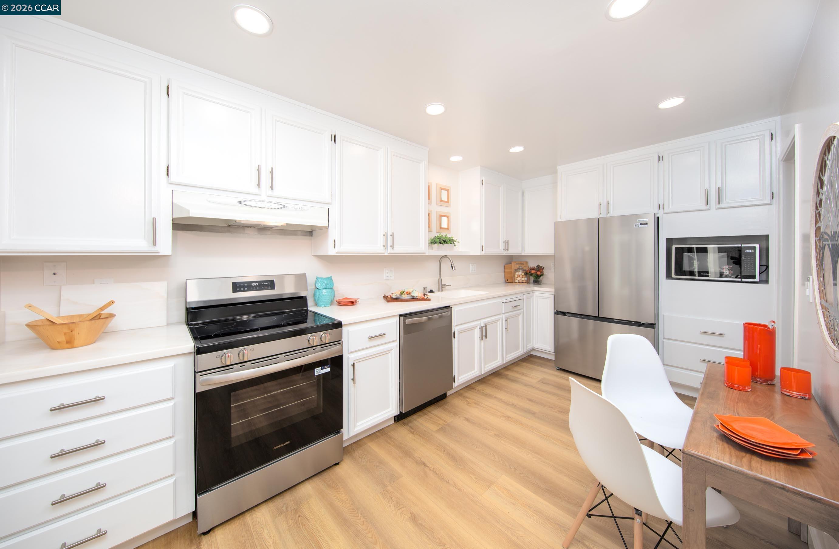 Photo #10: 41128017 Listing: Photo #10