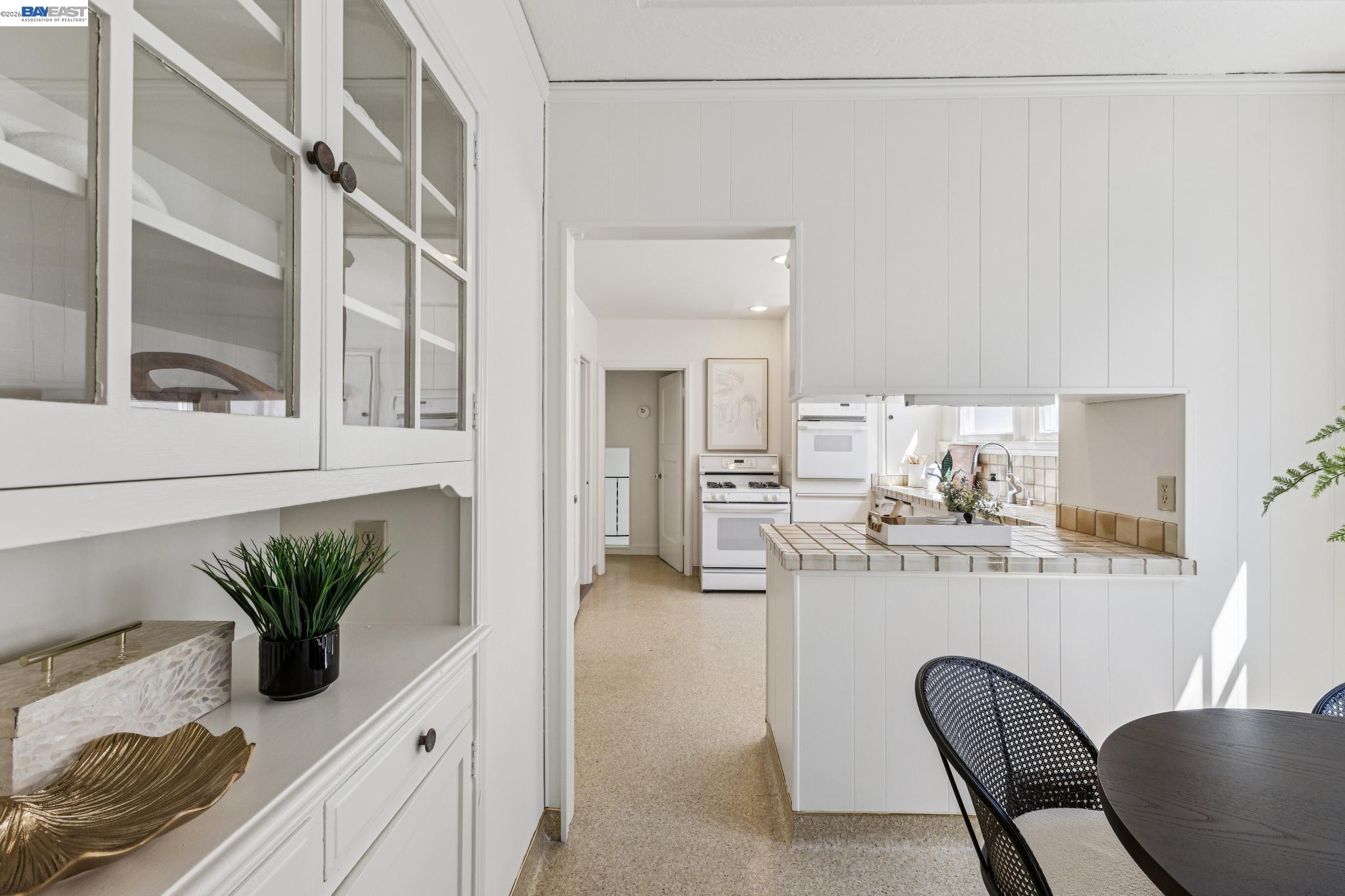 Detail Gallery Image 19 of 40 For 2811 Yosemite Ave, Alameda,  CA 94501 - 3 Beds | 1/1 Baths