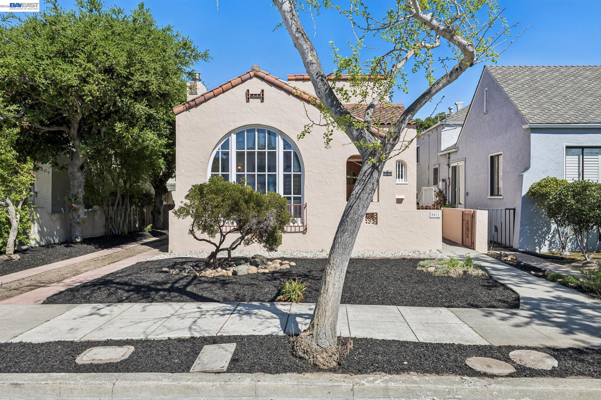 Detail Gallery Image 39 of 40 For 2811 Yosemite Ave, Alameda,  CA 94501 - 3 Beds | 1/1 Baths