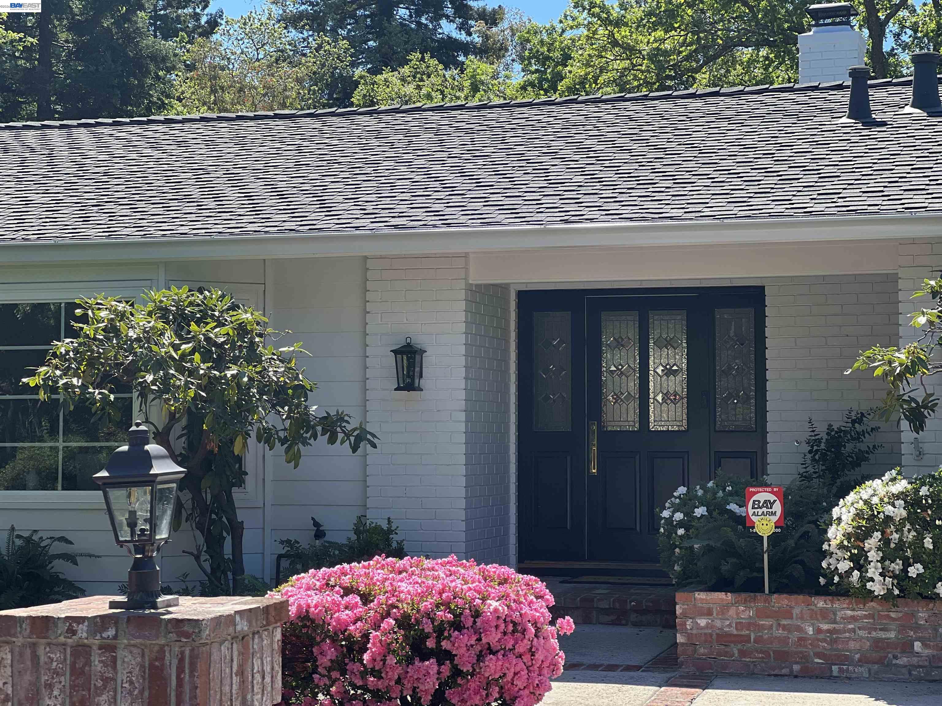 Detail Gallery Image 2 of 51 For 2402 Royal Oaks Drive, Alamo,  CA 94507 - 4 Beds | 2 Baths