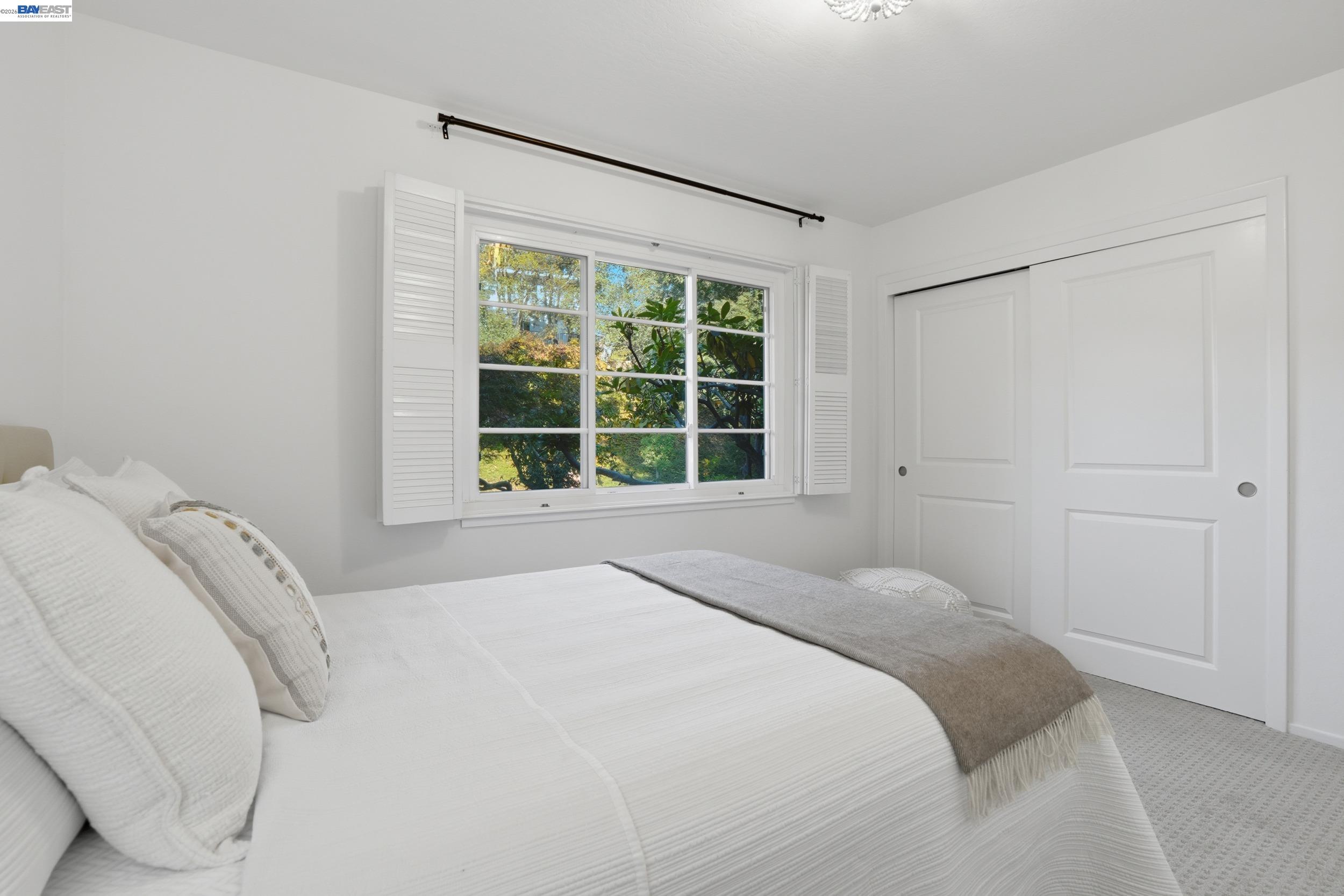 Detail Gallery Image 28 of 51 For 2402 Royal Oaks Drive, Alamo,  CA 94507 - 4 Beds | 2 Baths