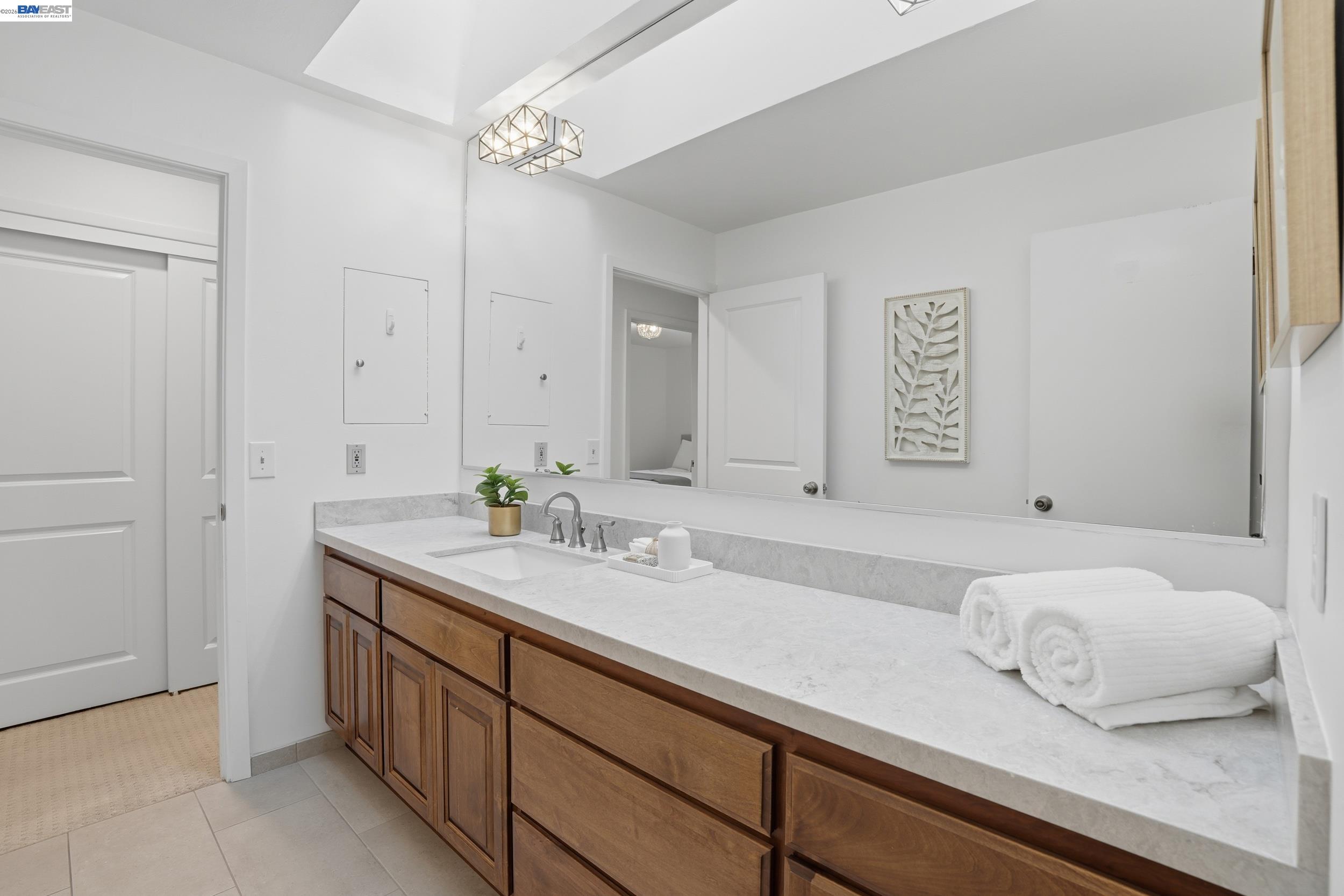 Detail Gallery Image 29 of 51 For 2402 Royal Oaks Drive, Alamo,  CA 94507 - 4 Beds | 2 Baths