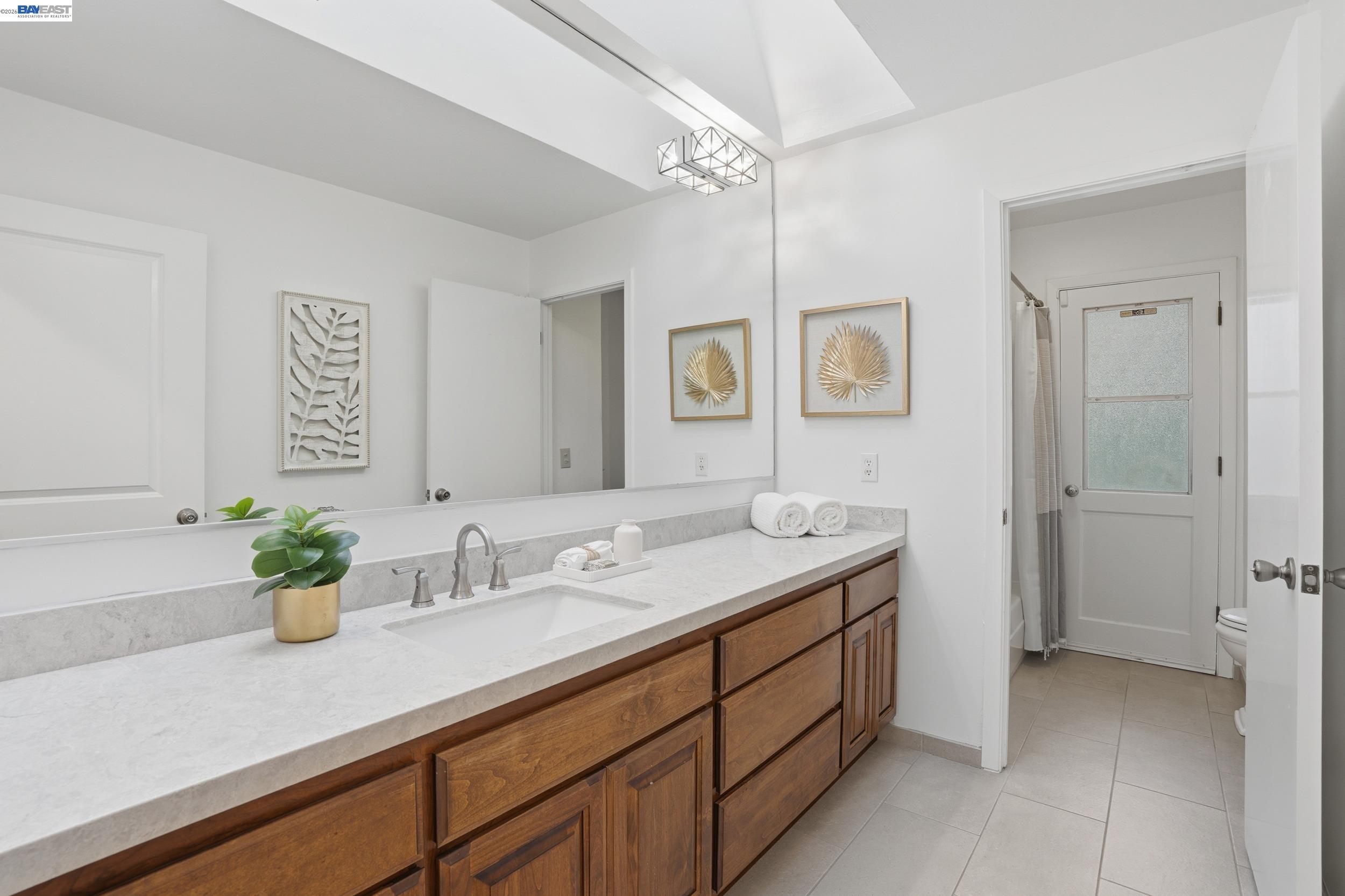 Detail Gallery Image 30 of 51 For 2402 Royal Oaks Drive, Alamo,  CA 94507 - 4 Beds | 2 Baths