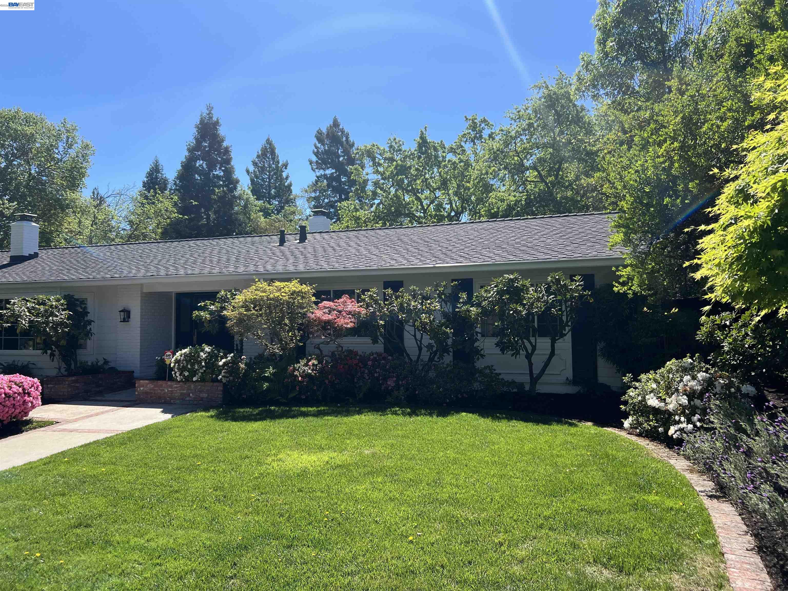 Detail Gallery Image 5 of 51 For 2402 Royal Oaks Drive, Alamo,  CA 94507 - 4 Beds | 2 Baths