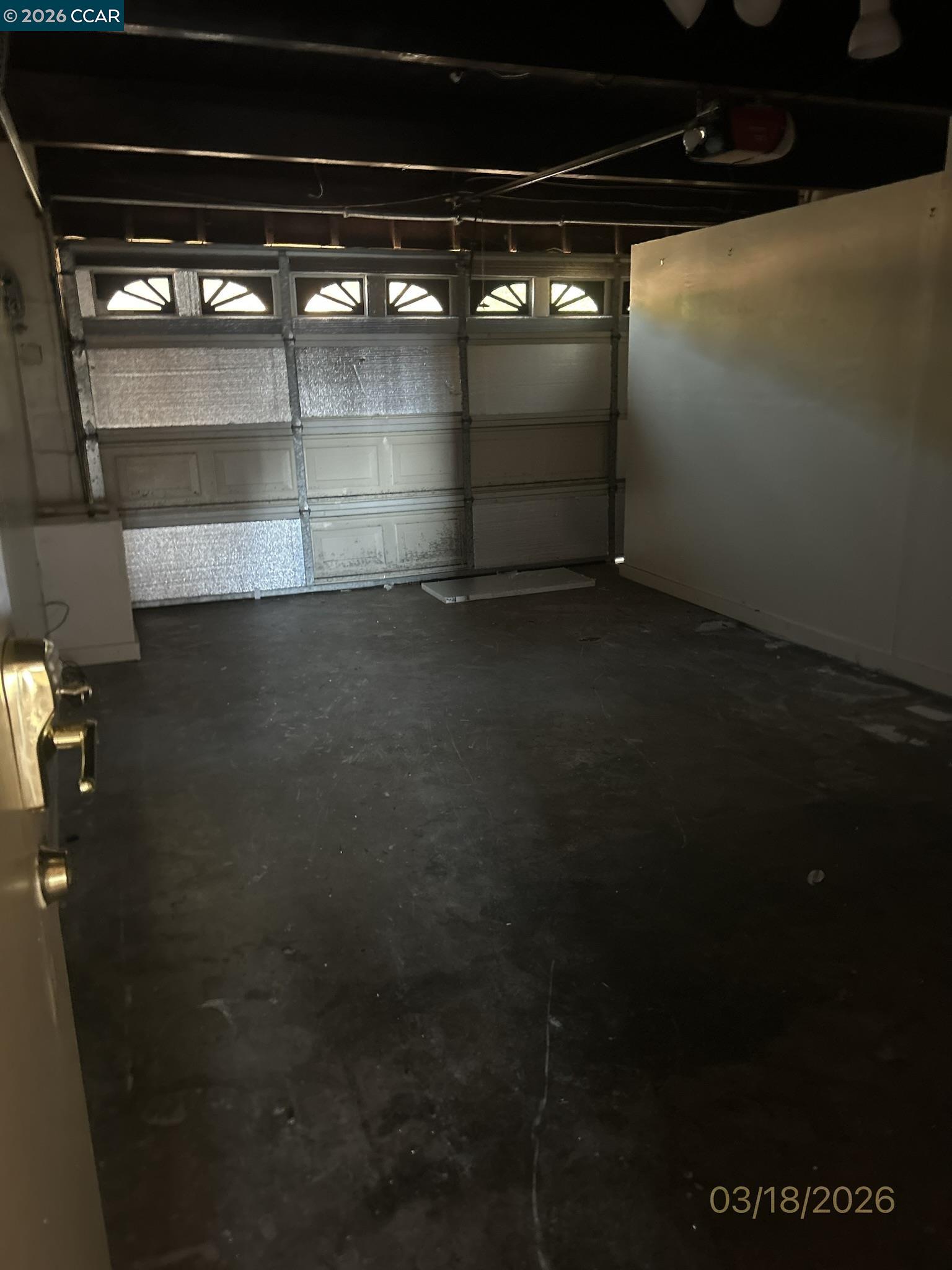 Detail Gallery Image 2 of 42 For 6233 Leona St, Oakland,  CA 94605 - 4 Beds | 2 Baths