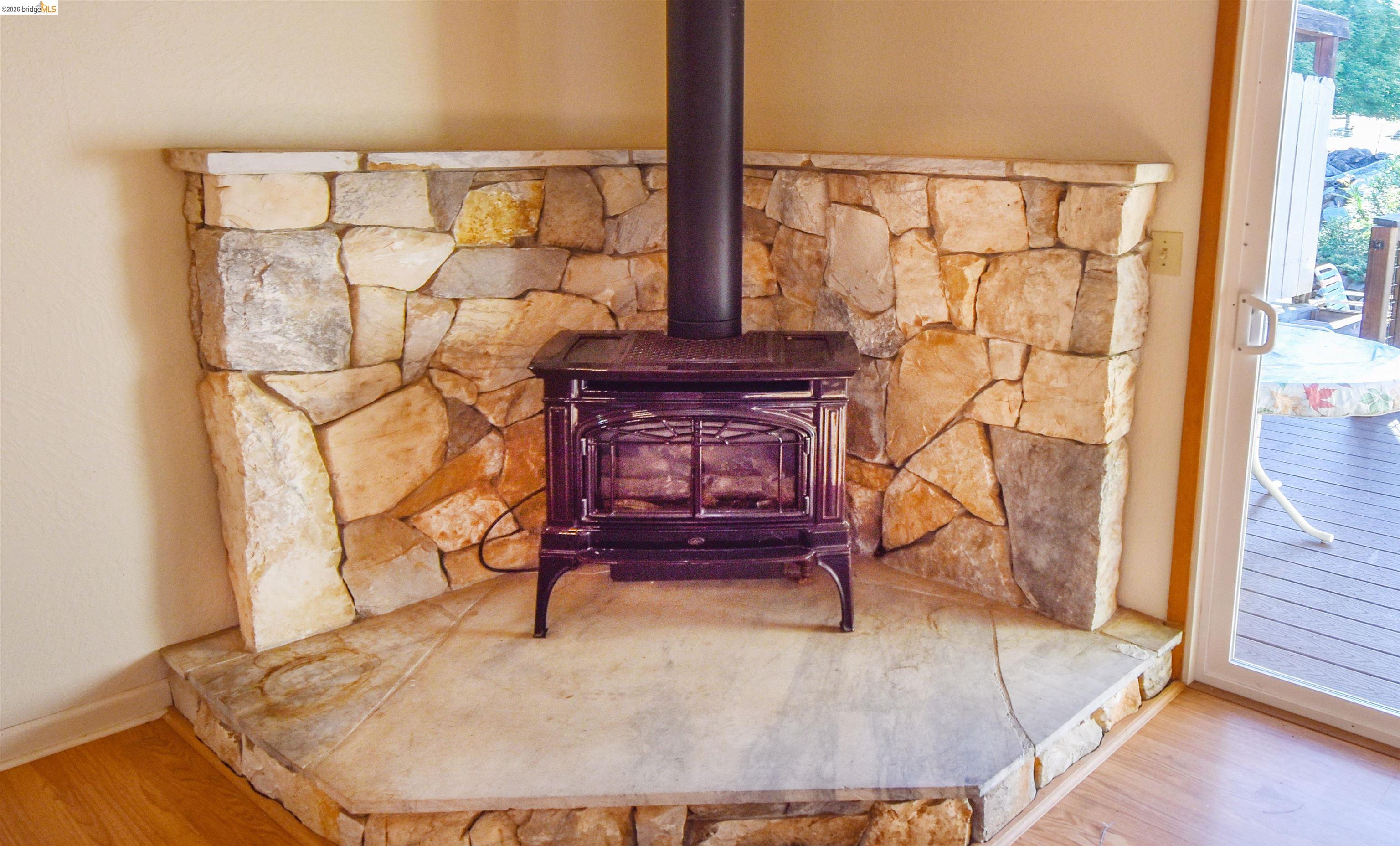 Detail Gallery Image 6 of 33 For 23685 Marble Quarry Road #22,  Columbia,  CA 95310 - 3 Beds | 2 Baths