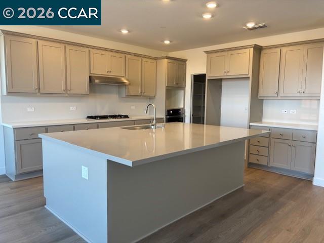 Detail Gallery Image 5 of 10 For 3535 Bullard Lane, Lathrop,  CA 95330-0000 - 5 Beds | 4/1 Baths