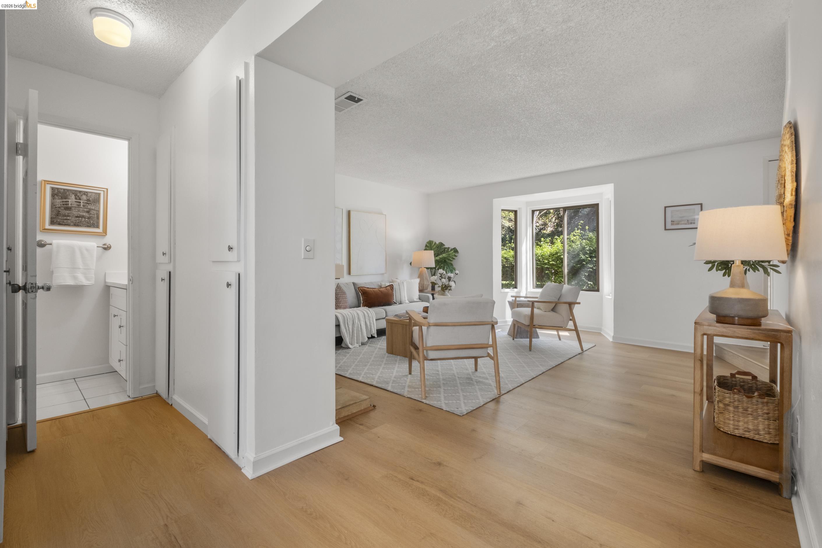 Photo #16: 41128027 Listing: Photo #16