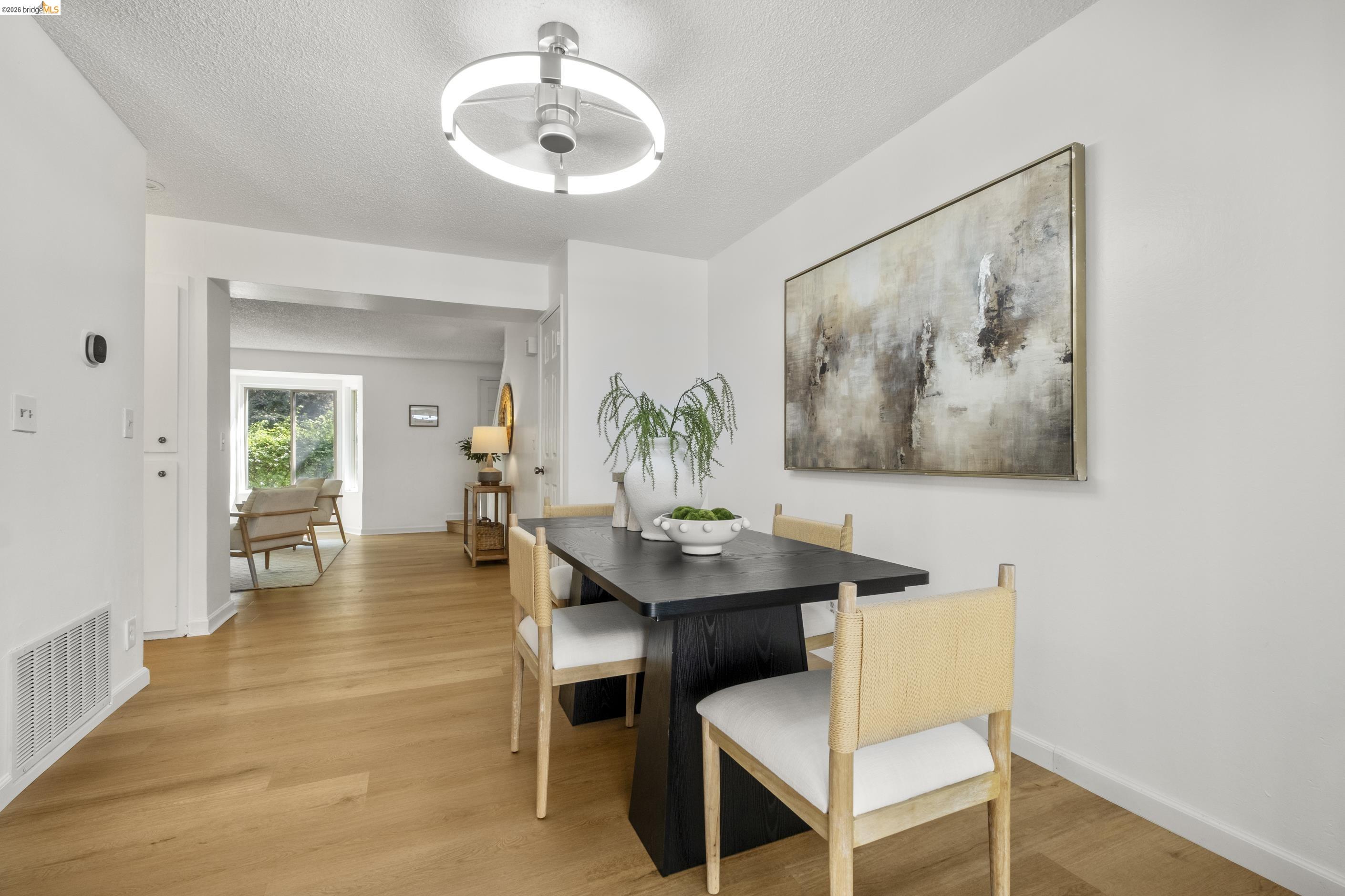 Photo #9: 41128027 Listing: Photo #9