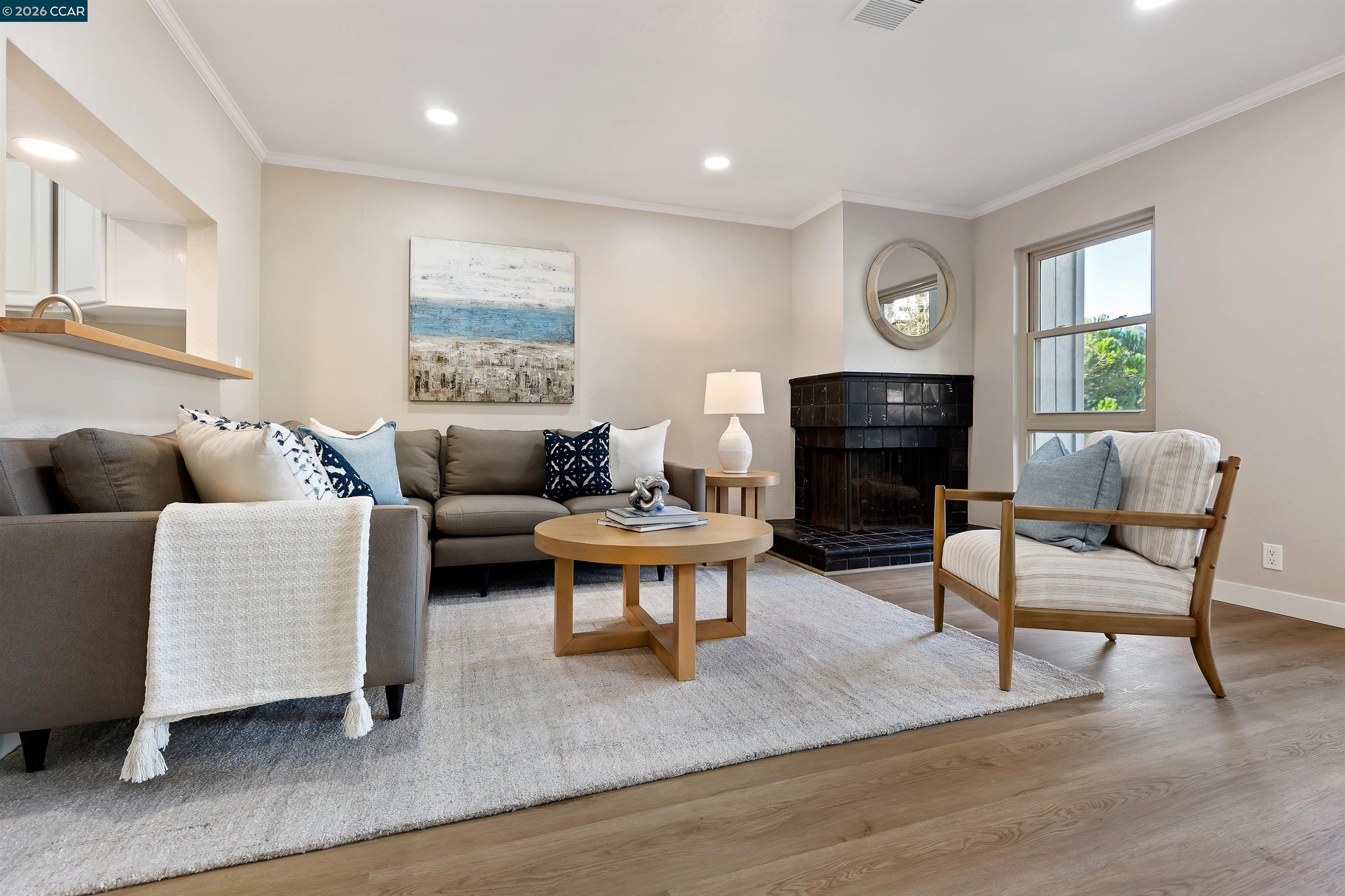 Photo #5: 41128029 Listing: Photo #5