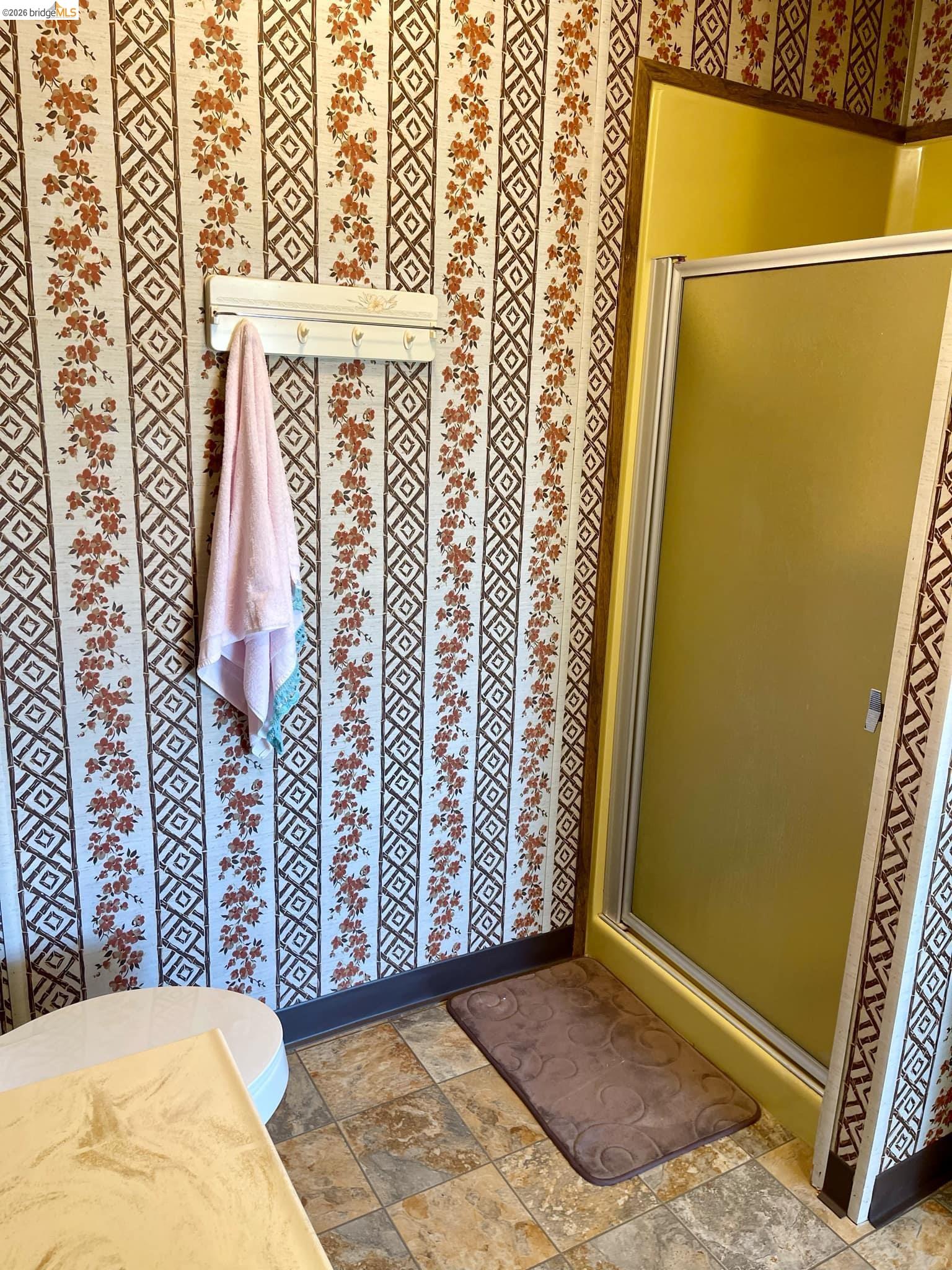 Detail Gallery Image 13 of 41 For 19361 Cherokee Rd, Tuolumne,  CA 95379 - 3 Beds | 2 Baths