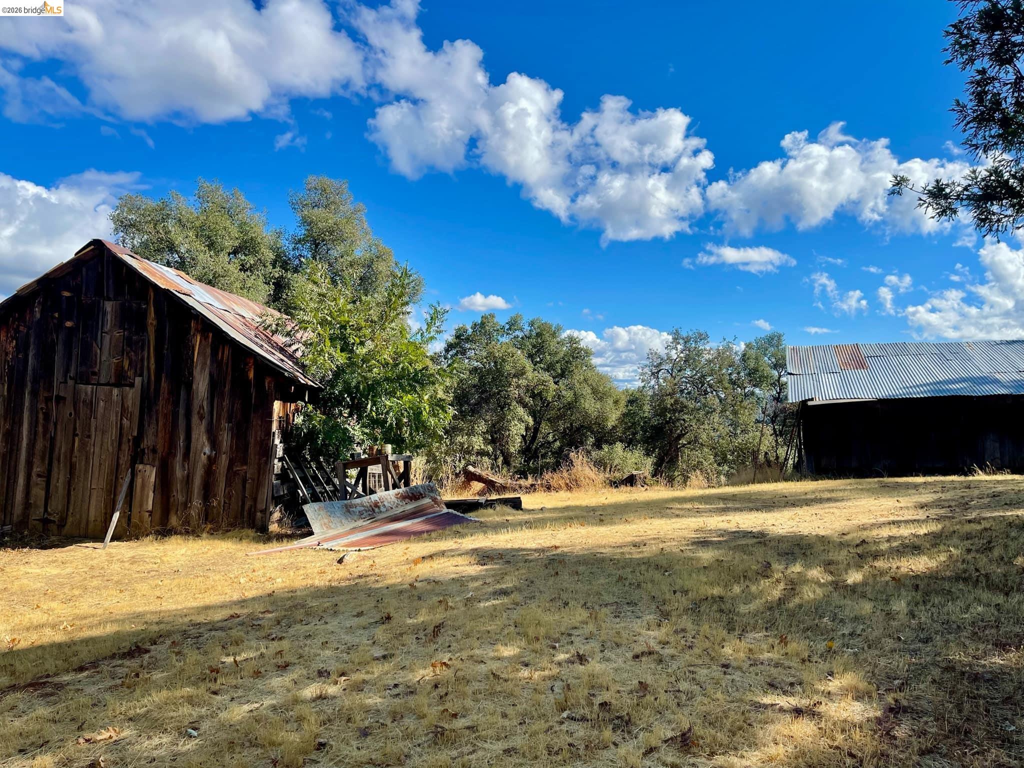Detail Gallery Image 27 of 41 For 19361 Cherokee Rd, Tuolumne,  CA 95379 - 3 Beds | 2 Baths