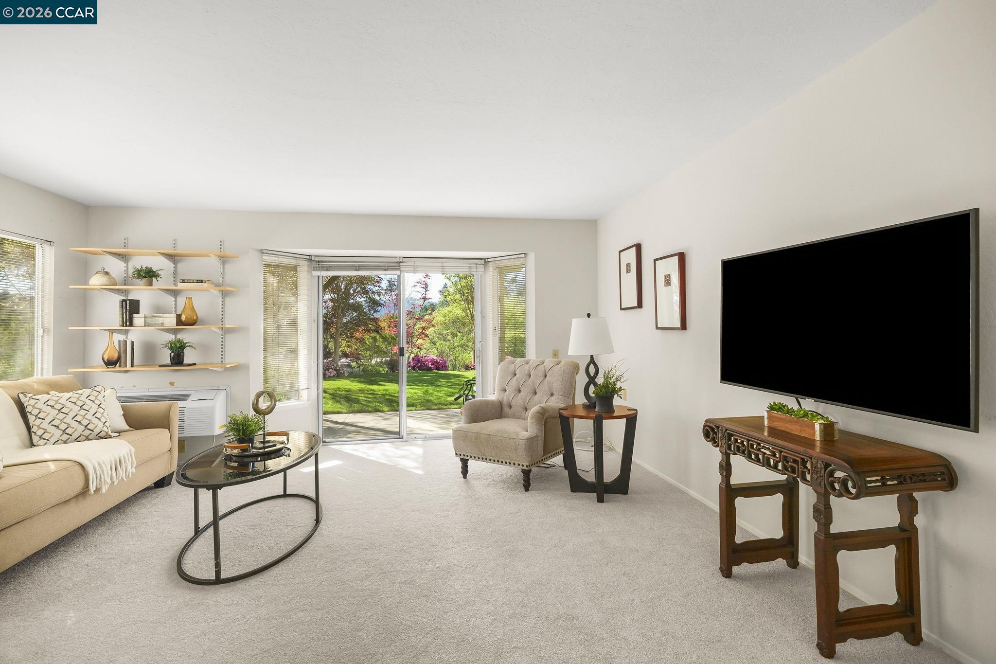 Detail Gallery Image 11 of 48 For 1201 Skycrest Dr #2,  Walnut Creek,  CA 94595 - 1 Beds | 1 Baths