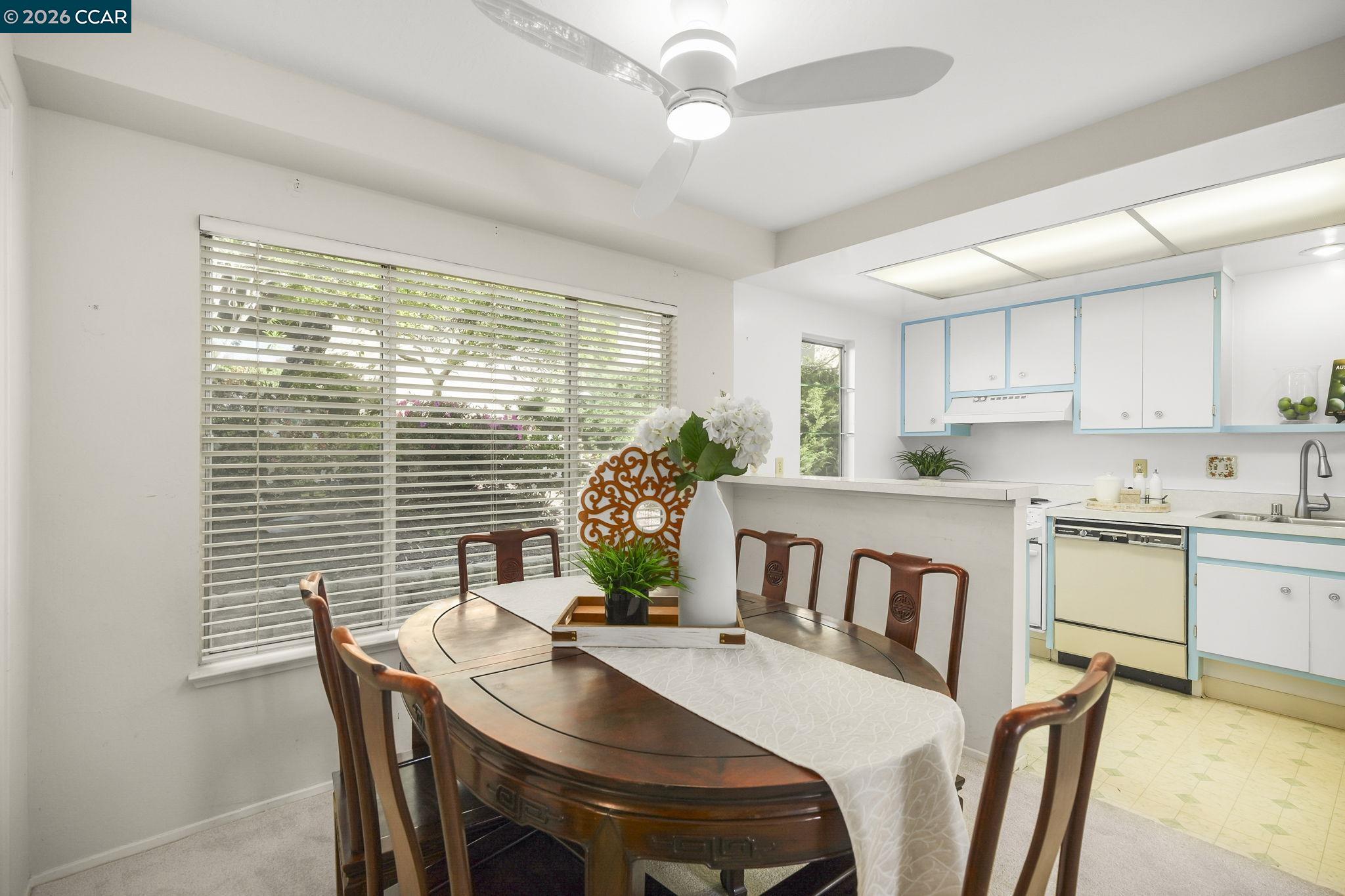 Detail Gallery Image 14 of 48 For 1201 Skycrest Dr #2,  Walnut Creek,  CA 94595 - 1 Beds | 1 Baths