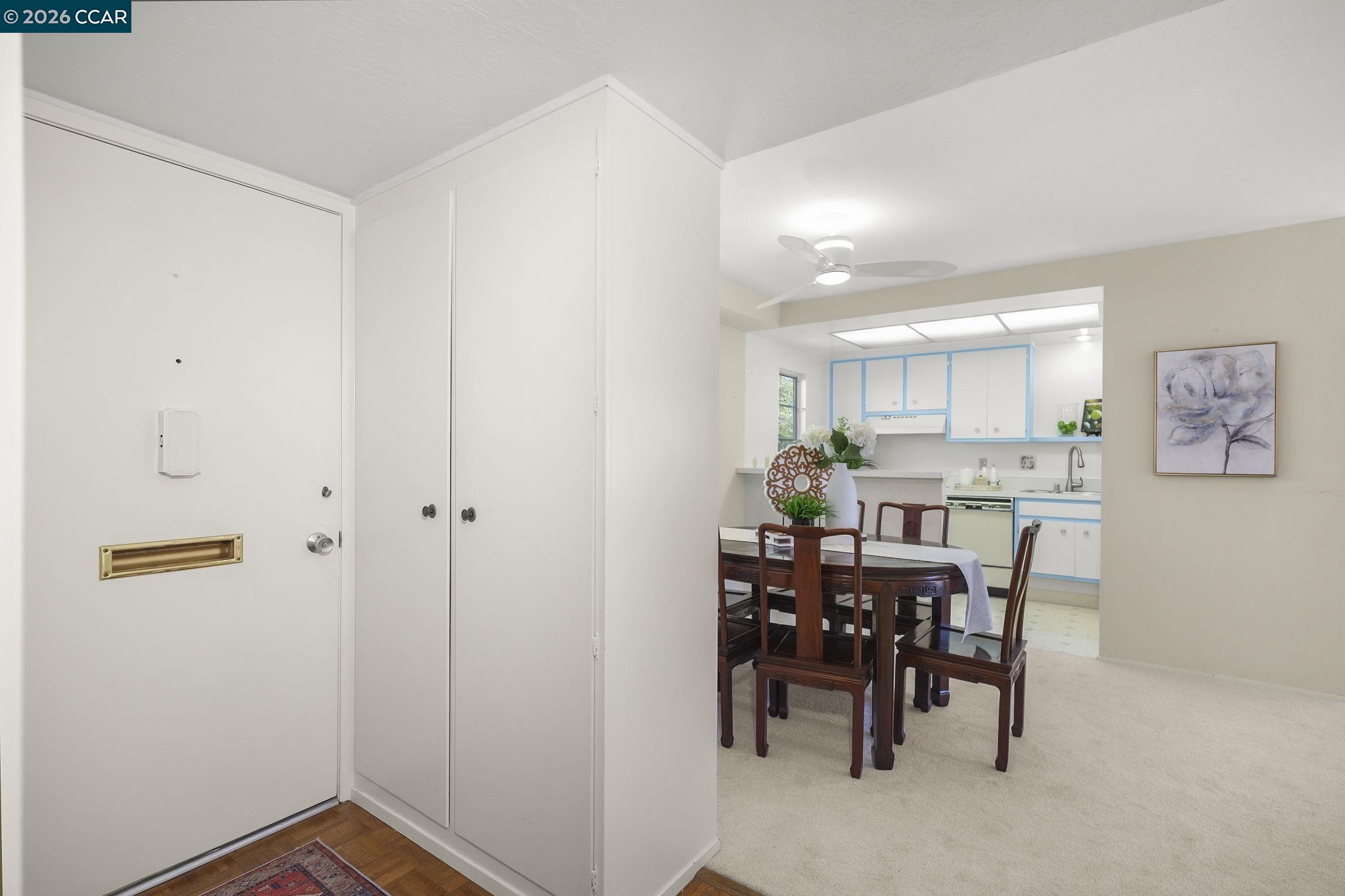 Detail Gallery Image 5 of 48 For 1201 Skycrest Dr #2,  Walnut Creek,  CA 94595 - 1 Beds | 1 Baths