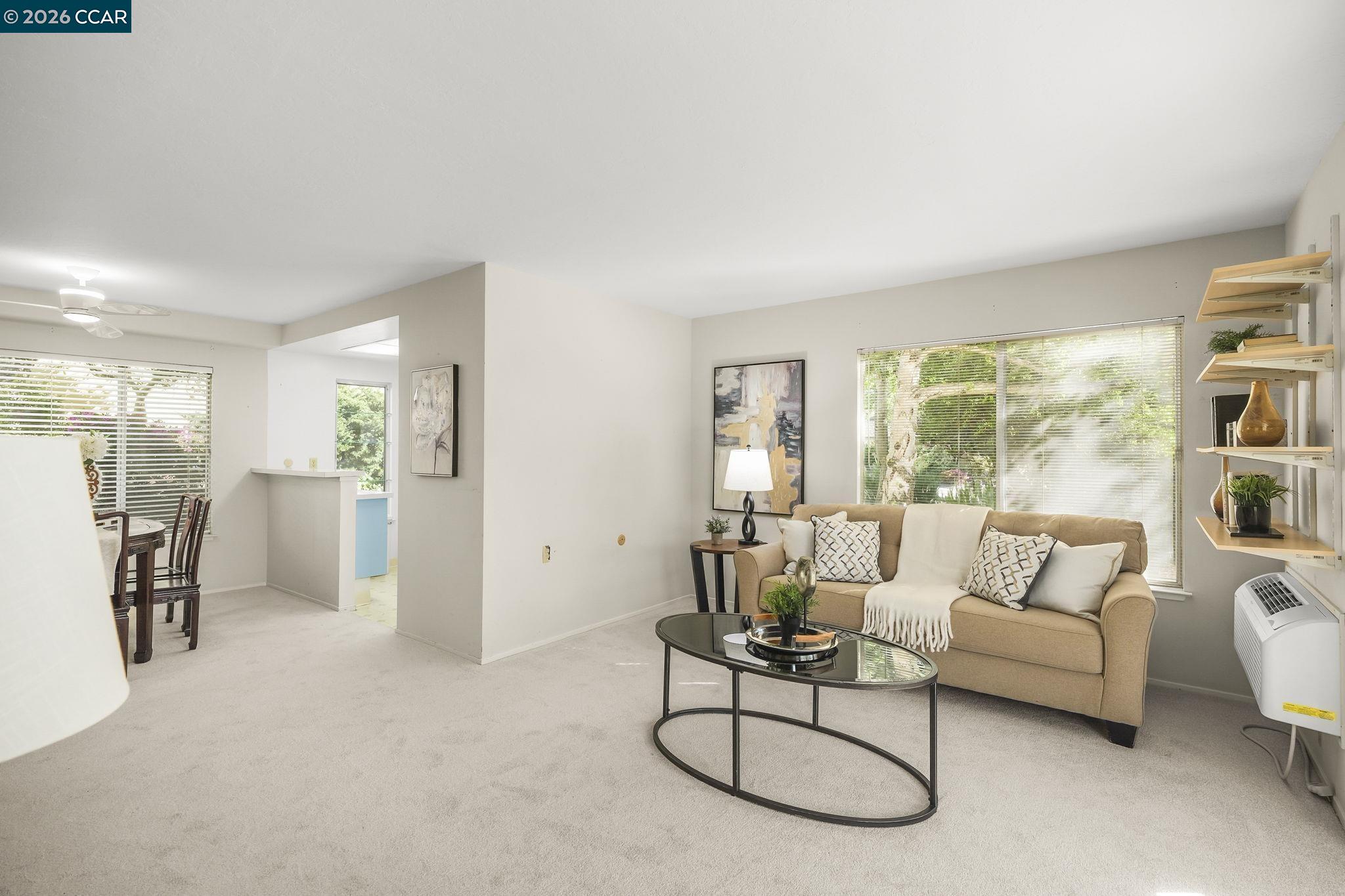 Detail Gallery Image 8 of 48 For 1201 Skycrest Dr #2,  Walnut Creek,  CA 94595 - 1 Beds | 1 Baths