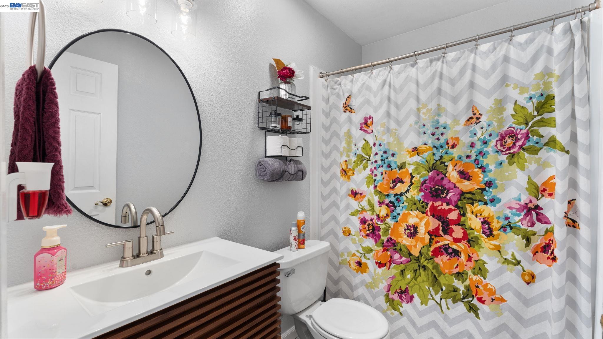 Detail Gallery Image 11 of 24 For 1143 Bedford, Vacaville,  CA 95687 - 3 Beds | 2 Baths