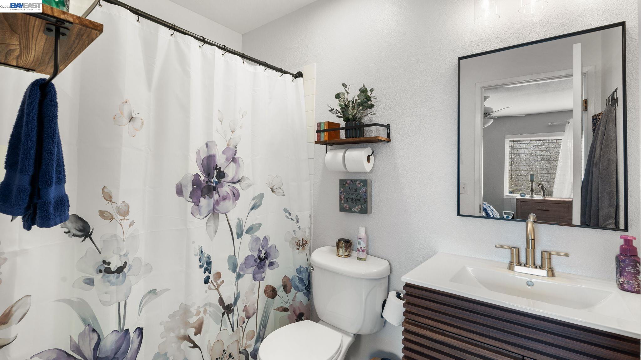 Detail Gallery Image 14 of 24 For 1143 Bedford, Vacaville,  CA 95687 - 3 Beds | 2 Baths