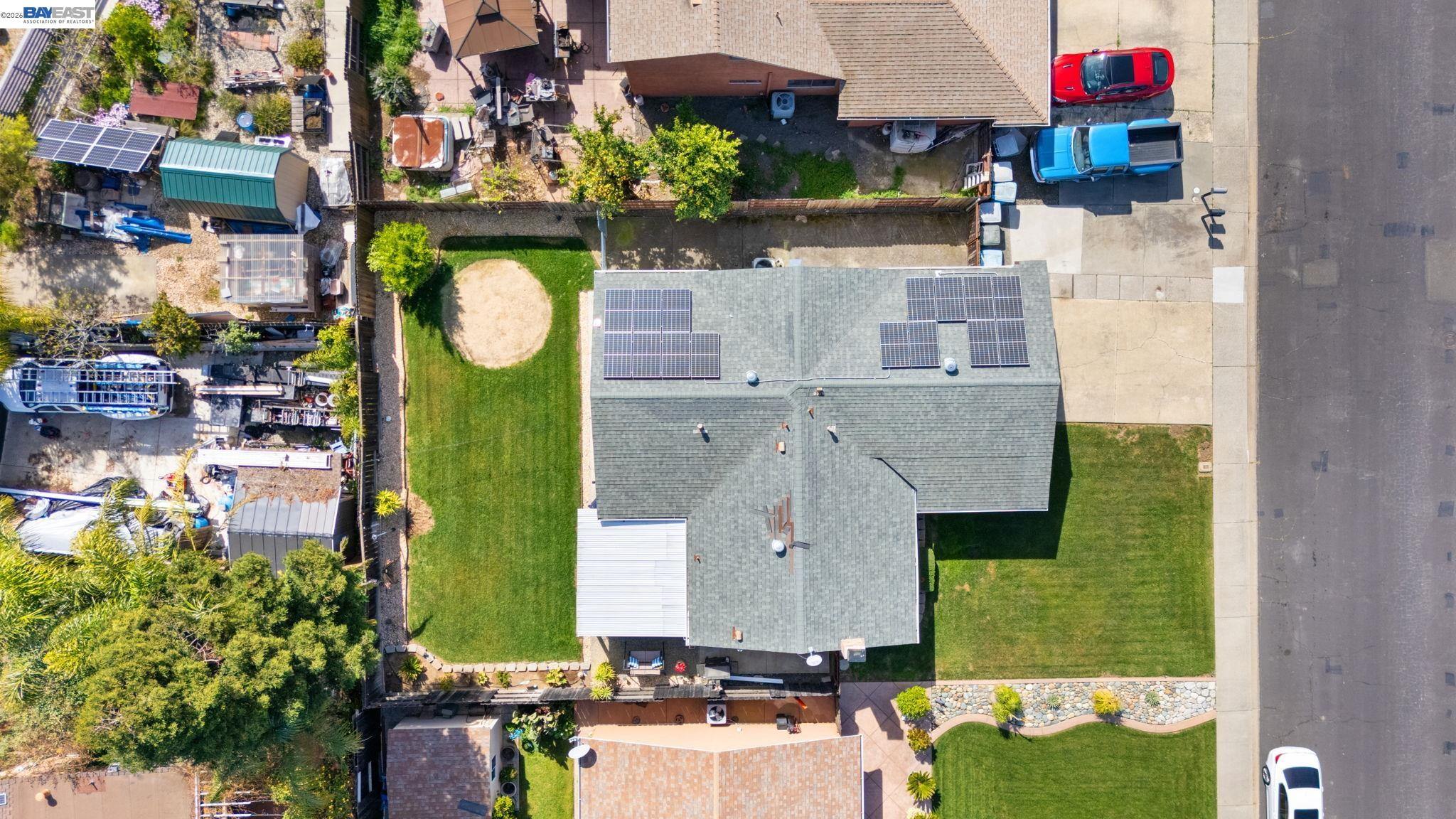 Detail Gallery Image 4 of 24 For 1143 Bedford, Vacaville,  CA 95687 - 3 Beds | 2 Baths