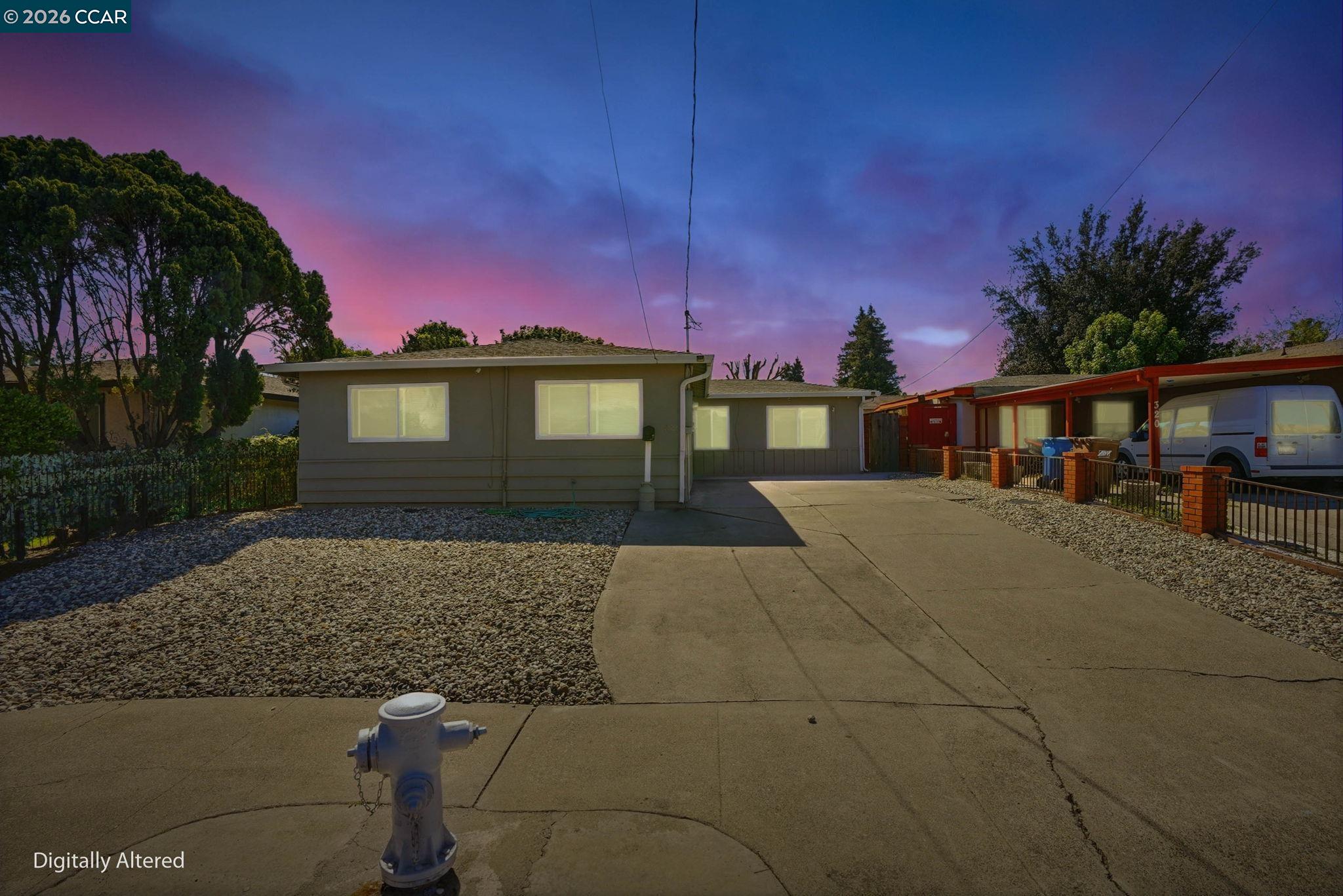 Front Image Thumbnail for CC41128034