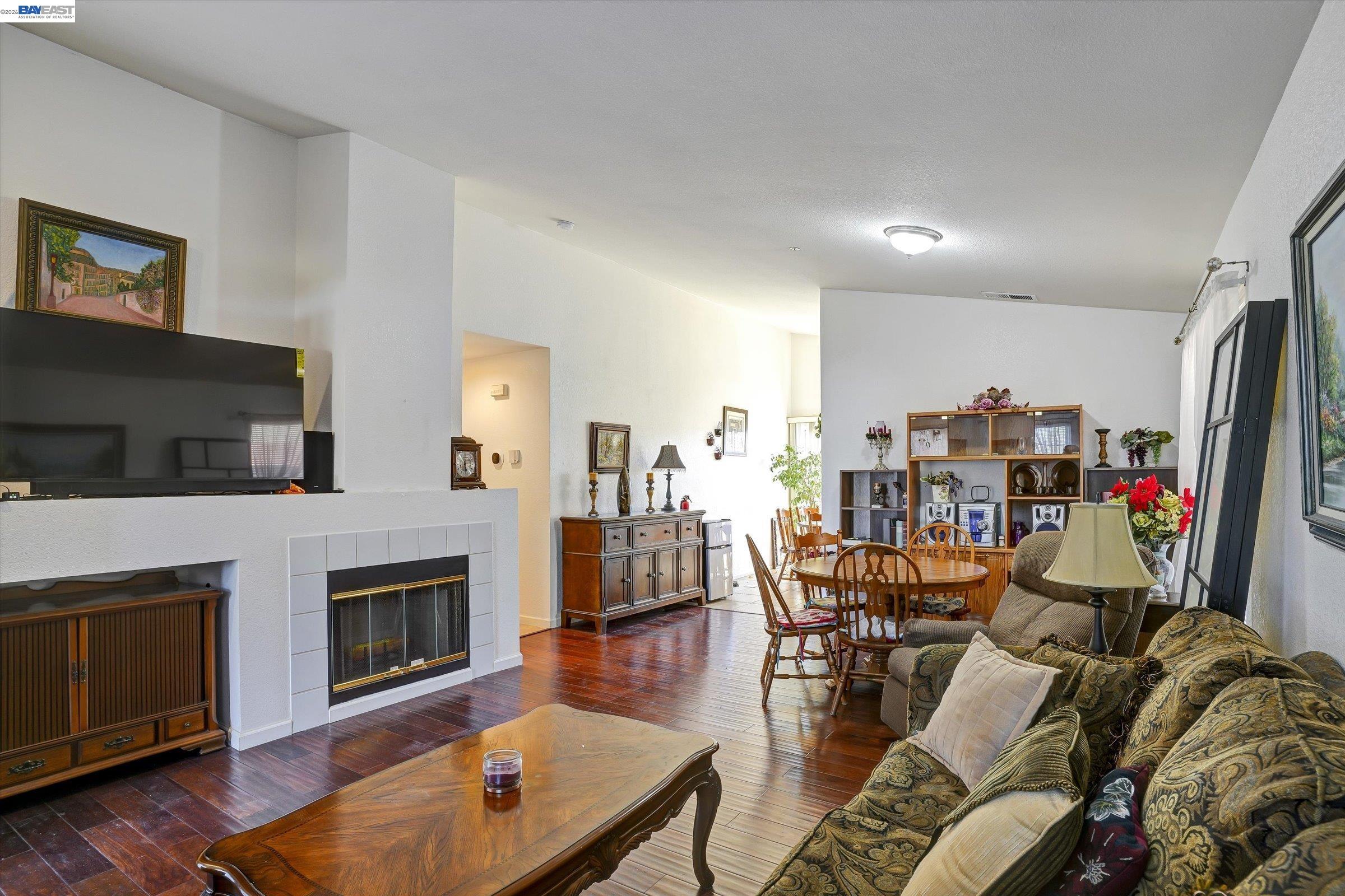 Detail Gallery Image 8 of 36 For 218 Christensen Ave, Salinas,  CA 93906 - 3 Beds | 2 Baths