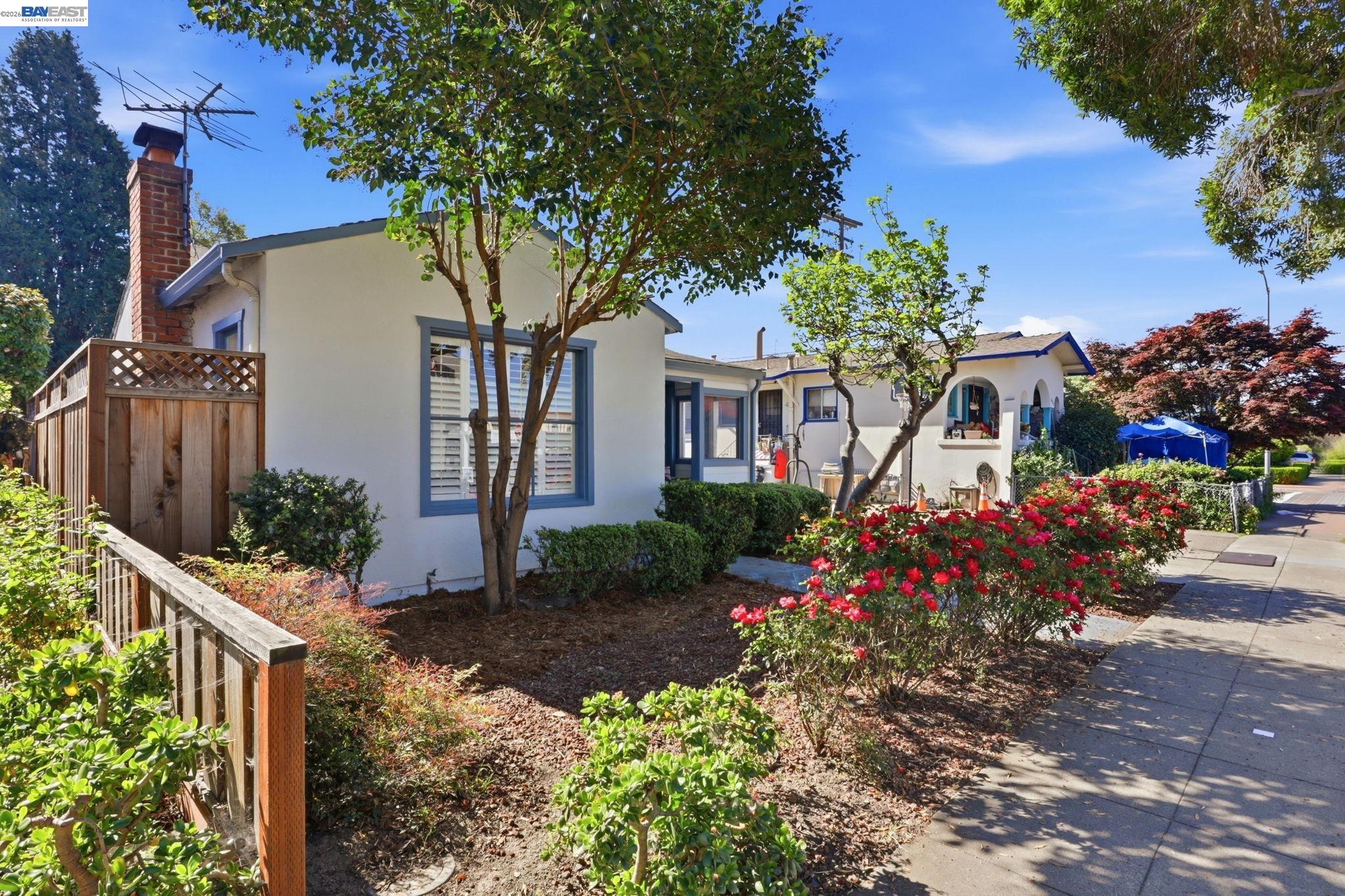 Detail Gallery Image 2 of 40 For 277 W Juana Ave, San Leandro,  CA 94577 - 3 Beds | 2 Baths