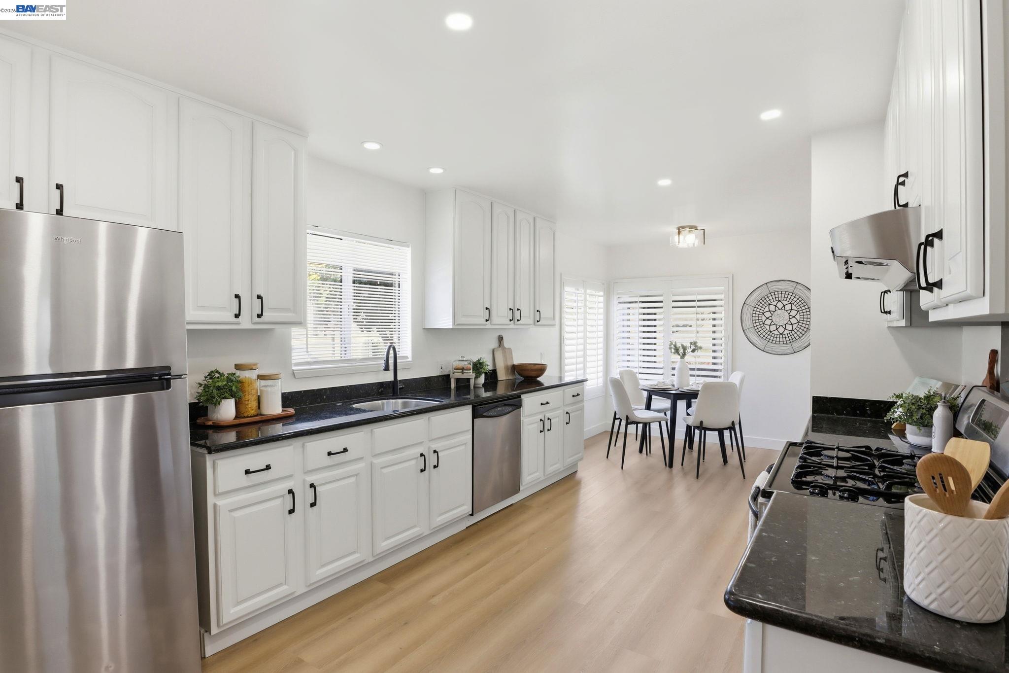 Detail Gallery Image 11 of 40 For 277 W Juana Ave, San Leandro,  CA 94577 - 3 Beds | 2 Baths