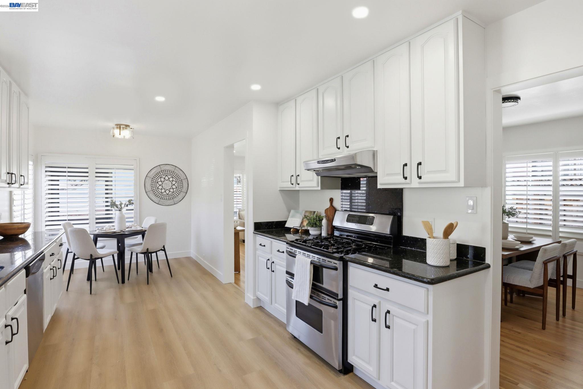 Detail Gallery Image 12 of 40 For 277 W Juana Ave, San Leandro,  CA 94577 - 3 Beds | 2 Baths