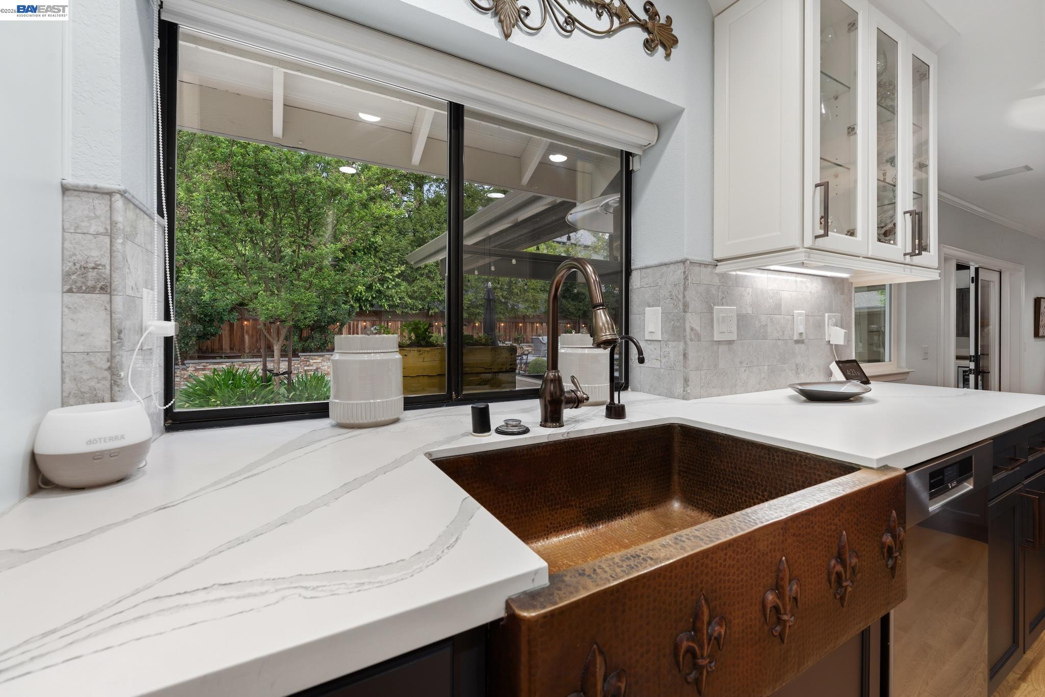 Detail Gallery Image 14 of 59 For 2726 Chateau Way, Livermore,  CA 94550 - 3 Beds | 2/1 Baths