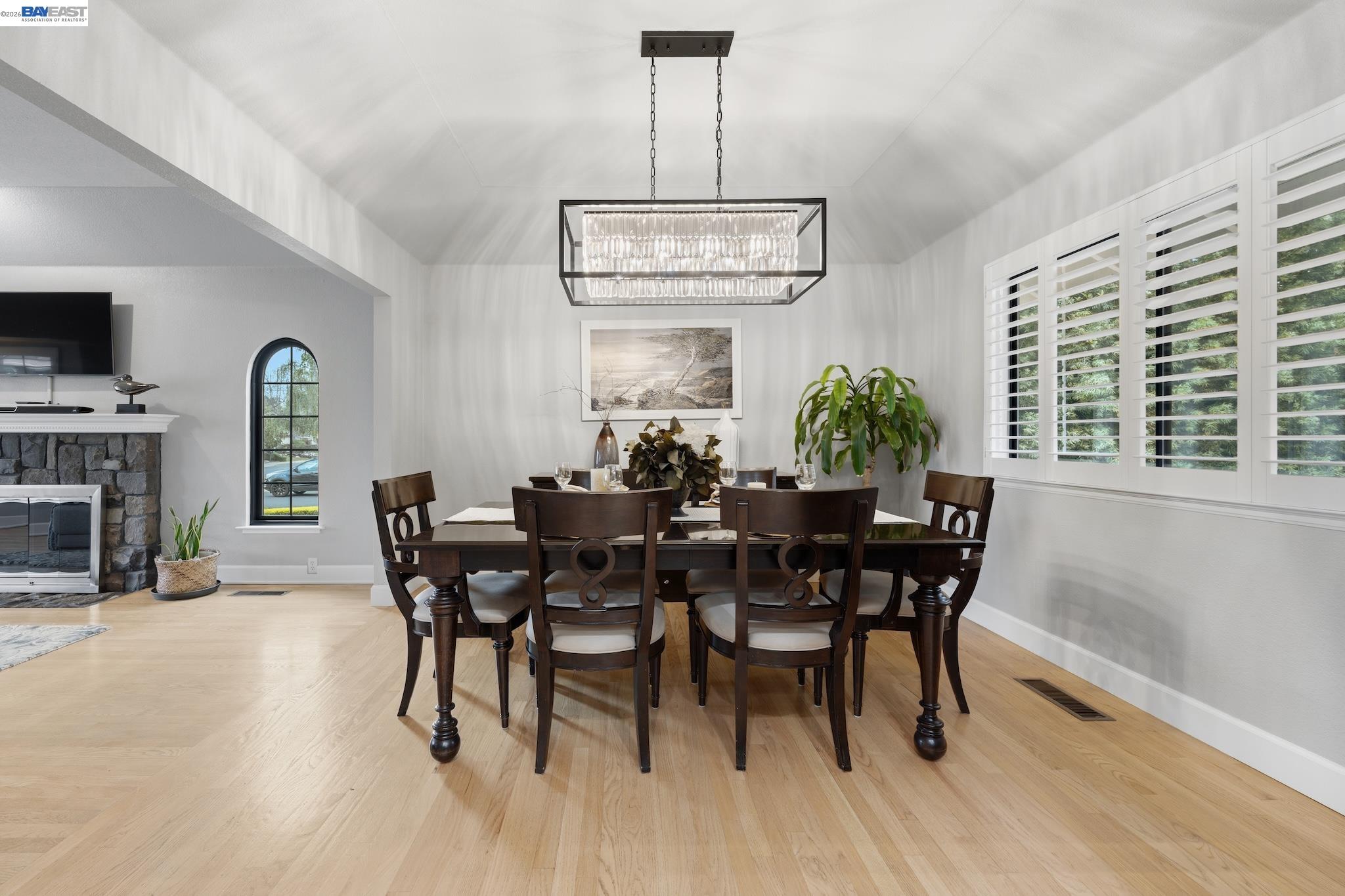 Detail Gallery Image 20 of 59 For 2726 Chateau Way, Livermore,  CA 94550 - 3 Beds | 2/1 Baths