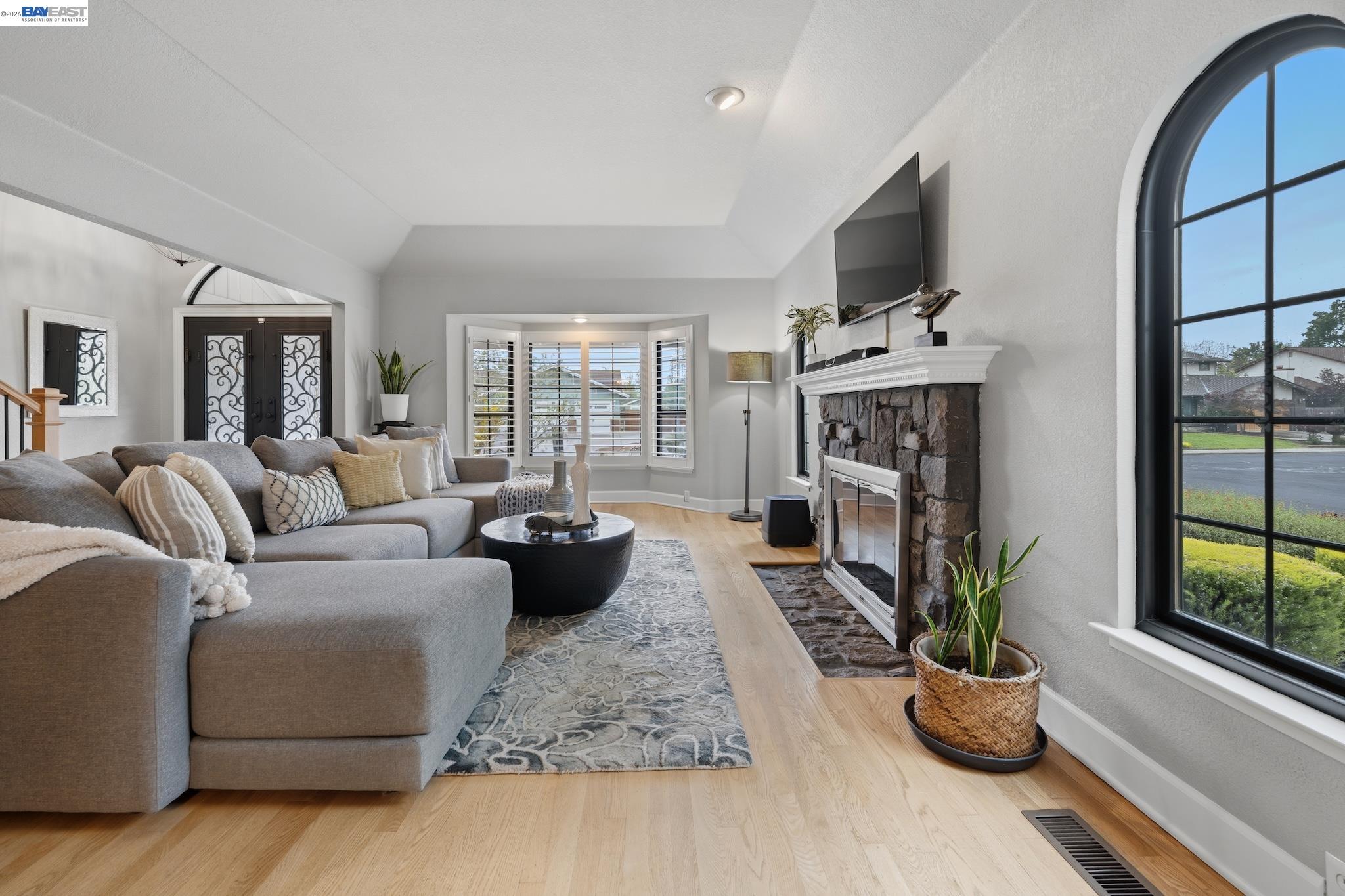 Detail Gallery Image 23 of 59 For 2726 Chateau Way, Livermore,  CA 94550 - 3 Beds | 2/1 Baths